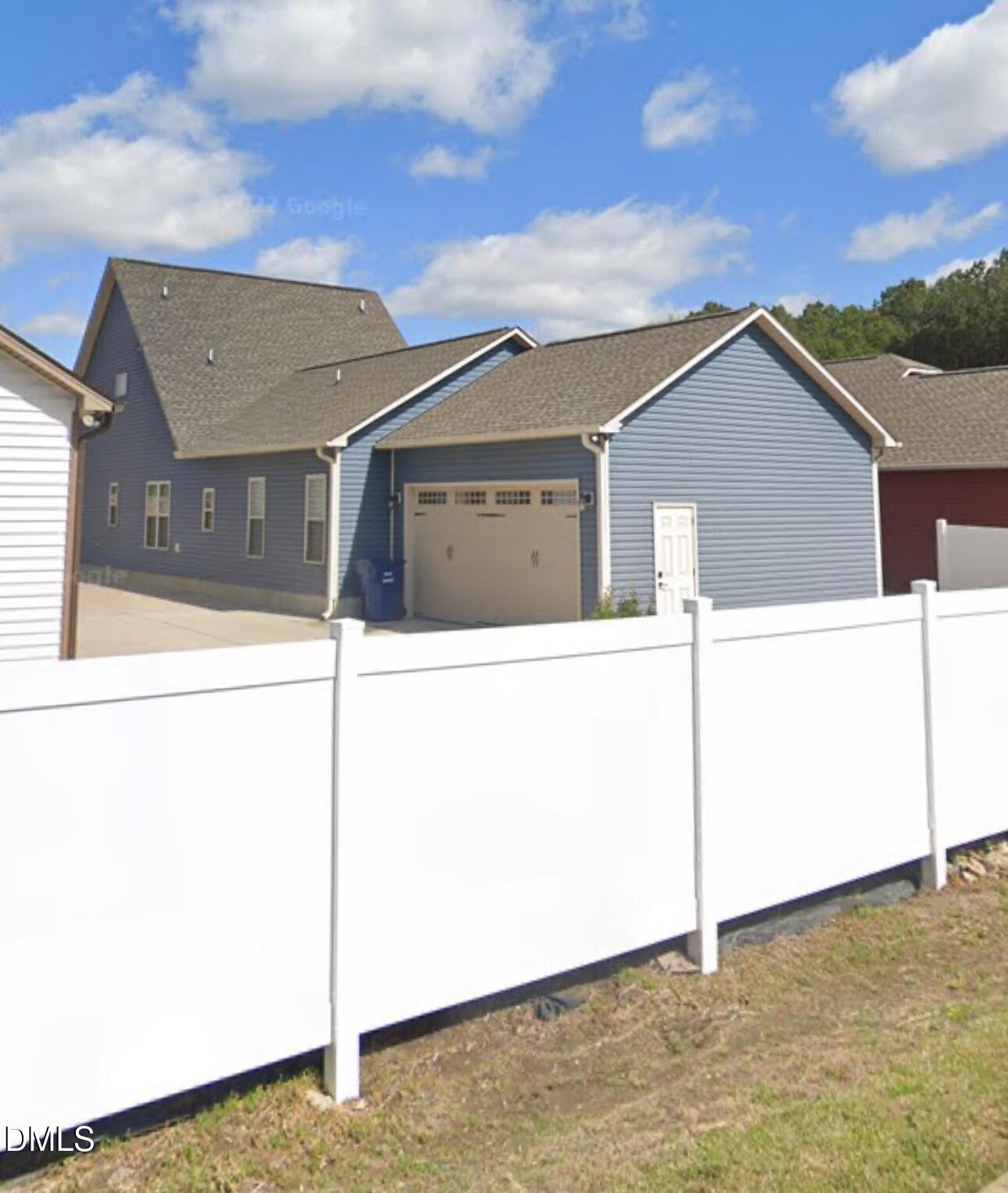 57 Bella Square Property Photo 38