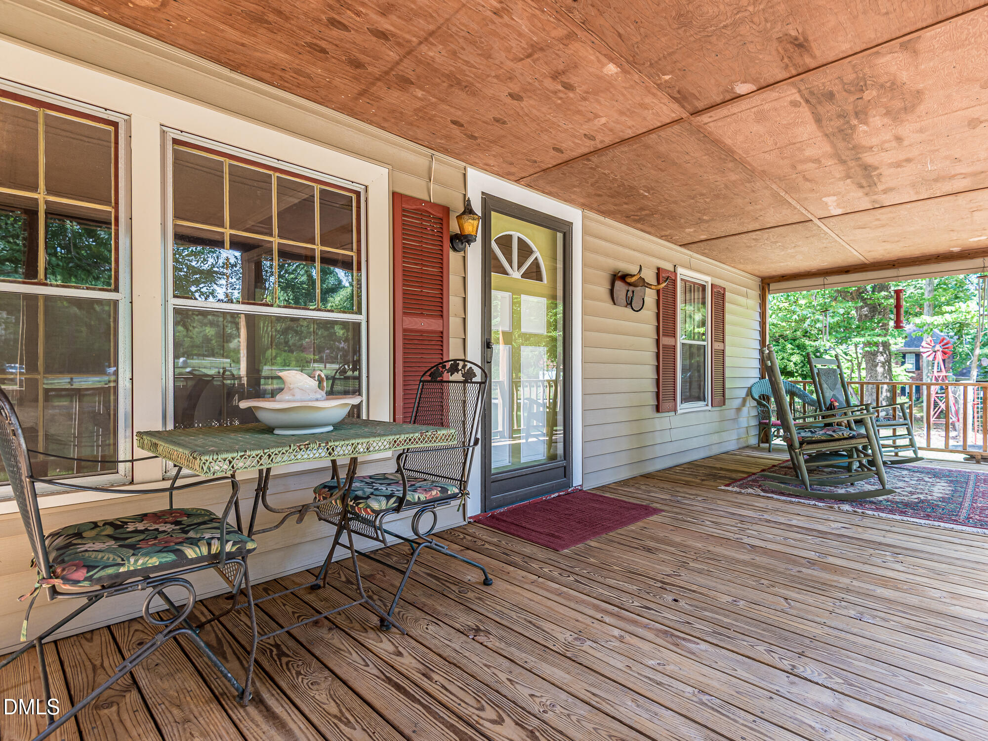 5317 Pine Drive Property Photo 3