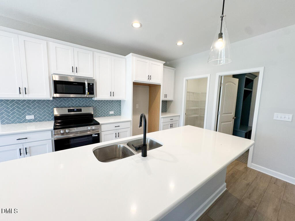 35 Torrent Lane Property Photo 5