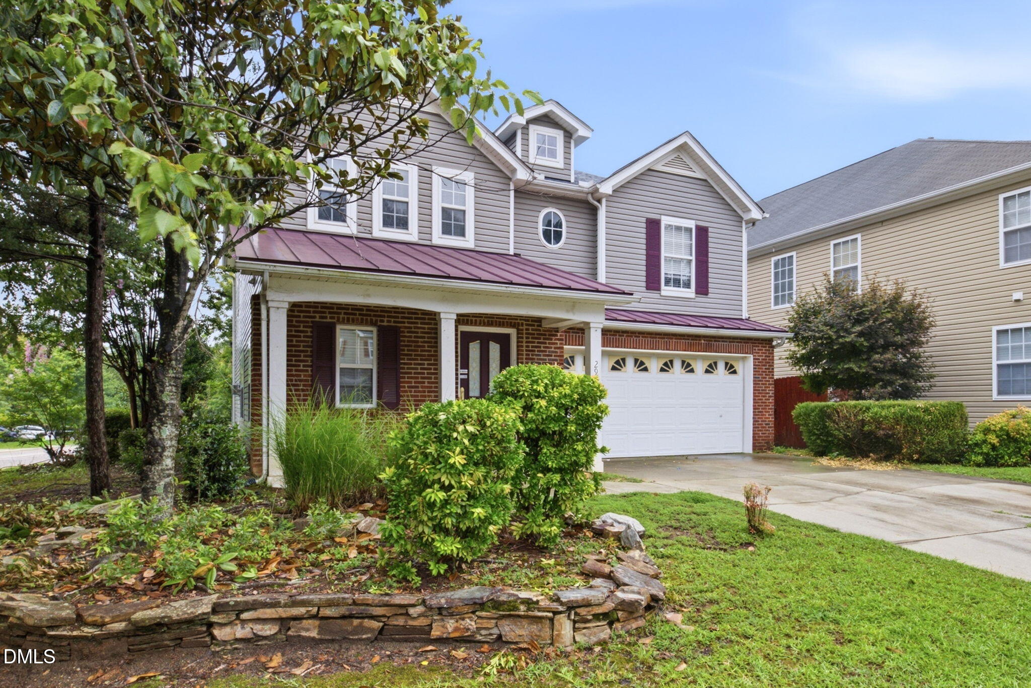 2944 Glade Aster Court Property Photo 3