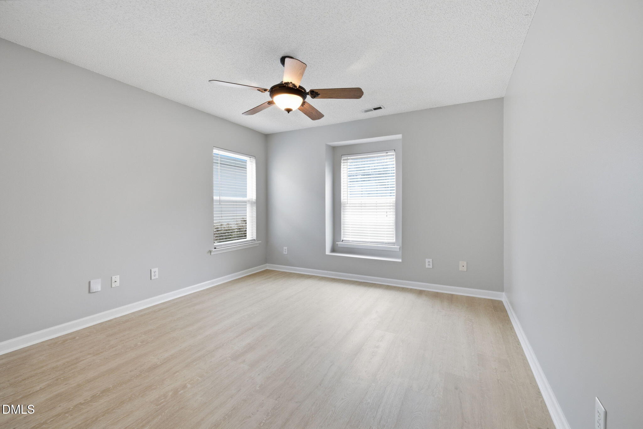 2944 Glade Aster Court Property Photo 27