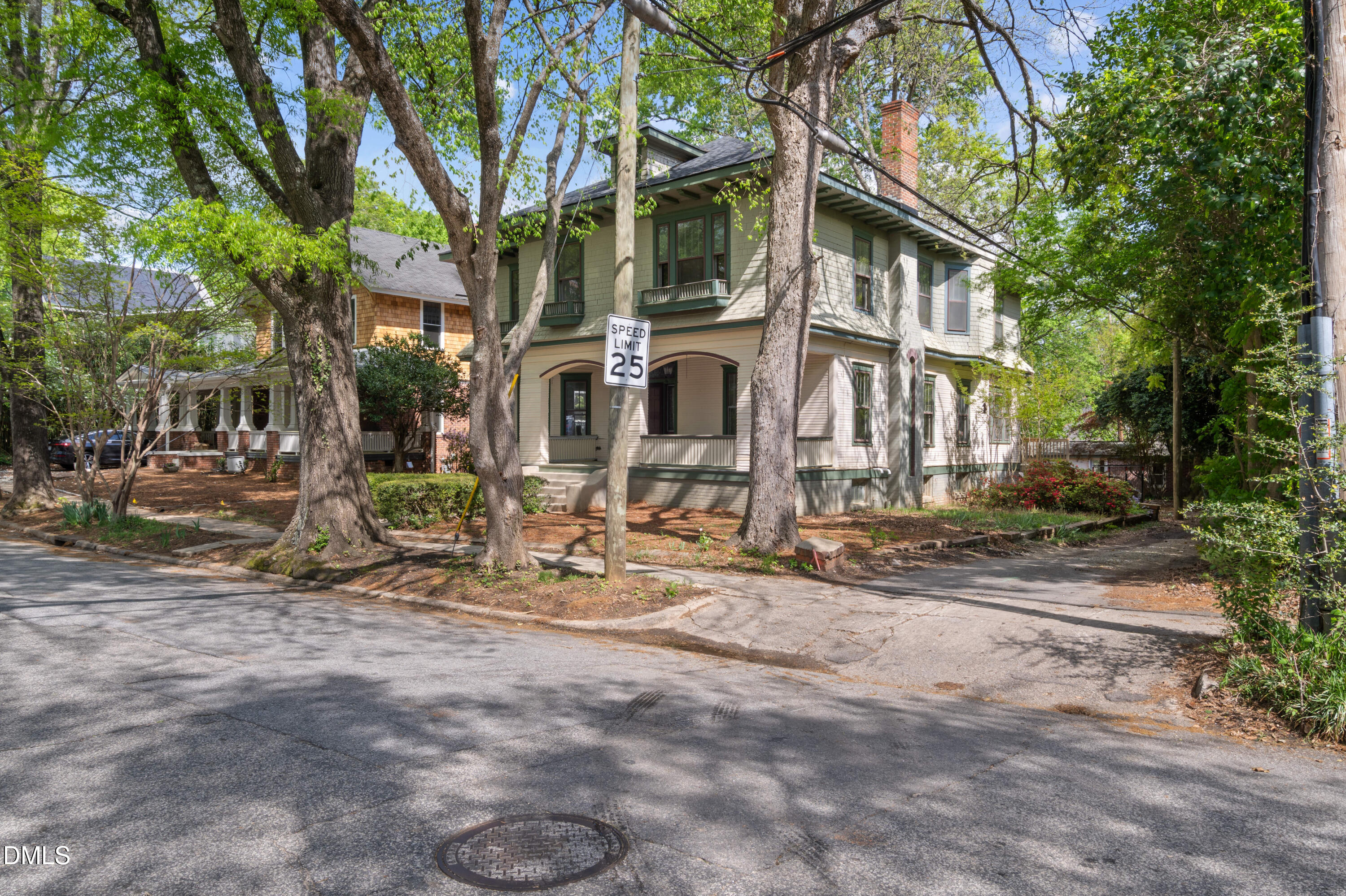 116 Hawthorne Road Property Photo 3