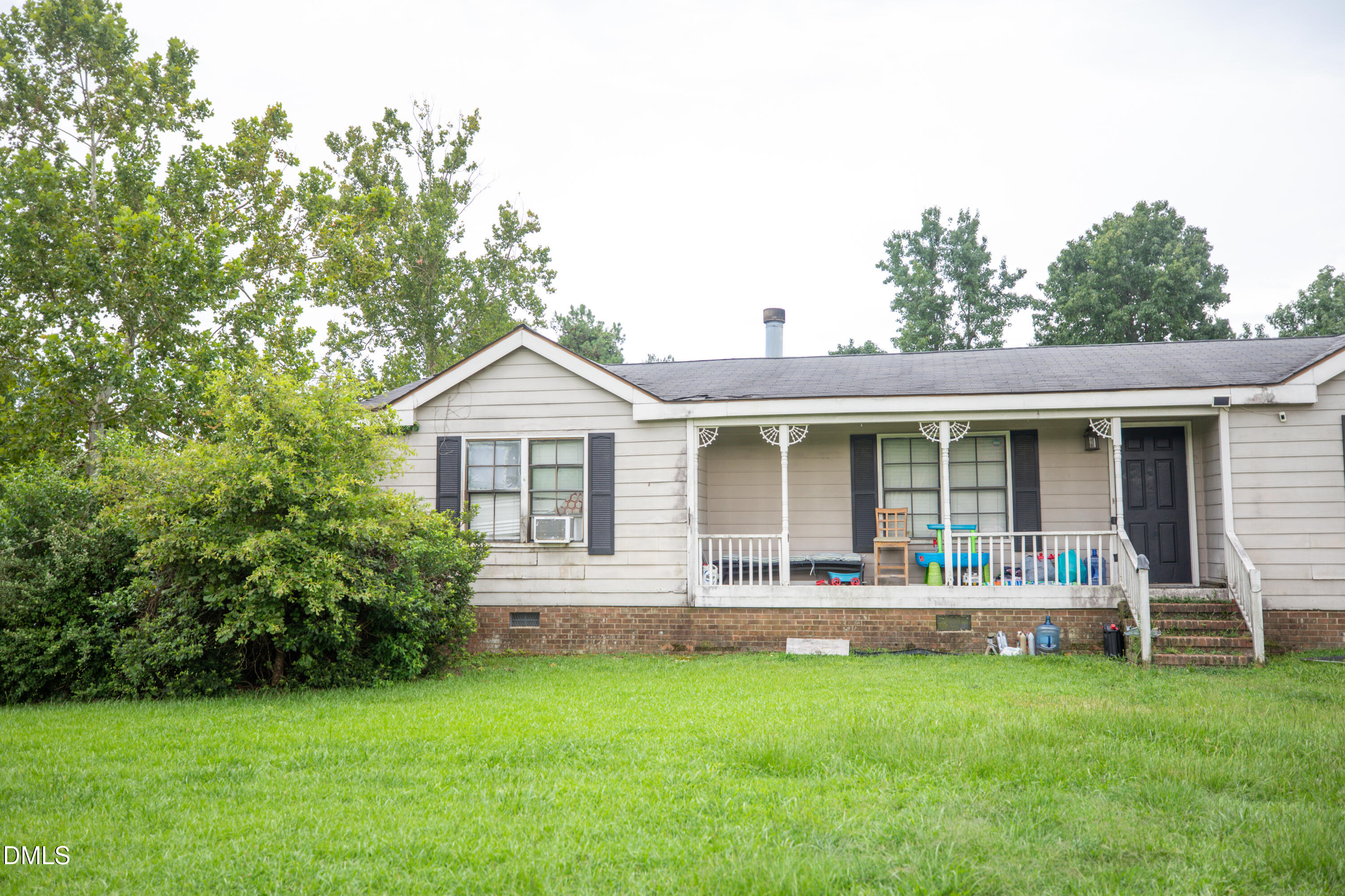 141 Russell Drive Property Photo 2