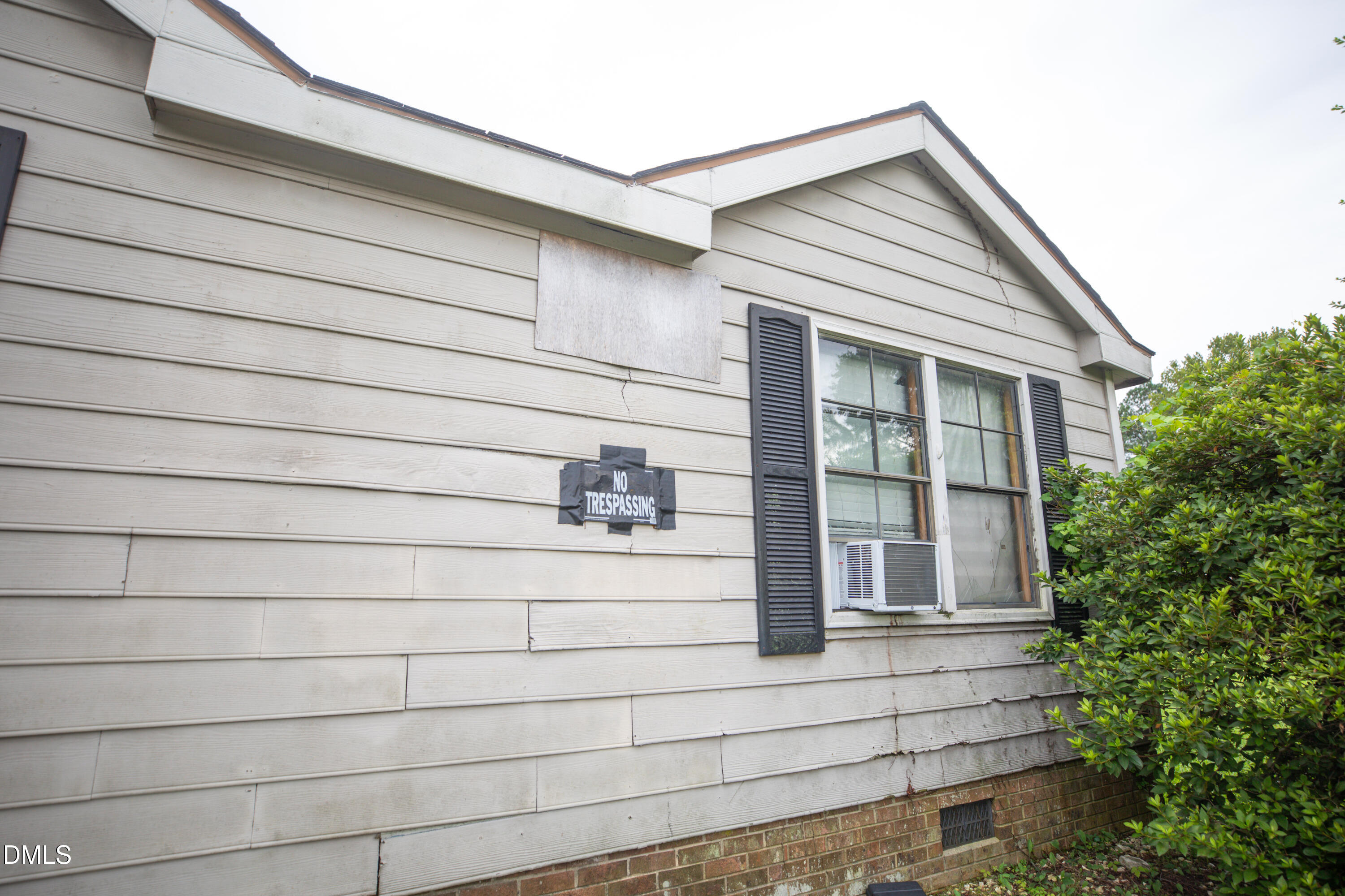 141 Russell Drive Property Photo 4