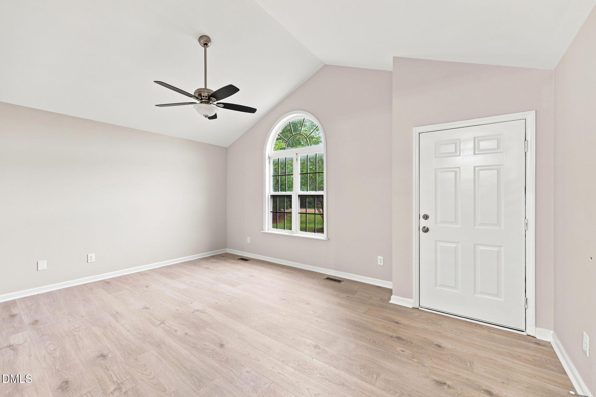 105 Poplar Court Property Photo 16