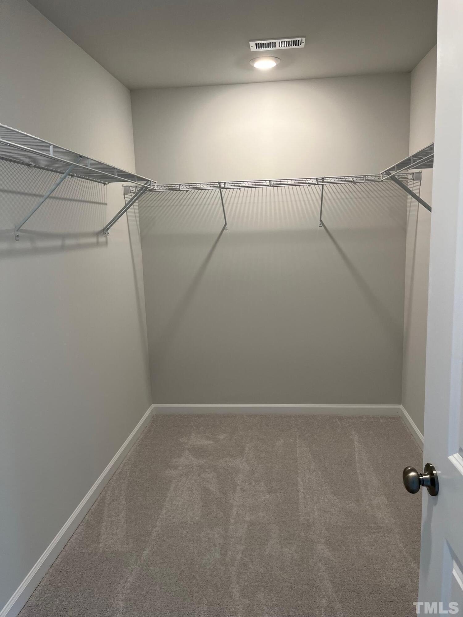 192 Tumbling Rock Way Property Photo 28