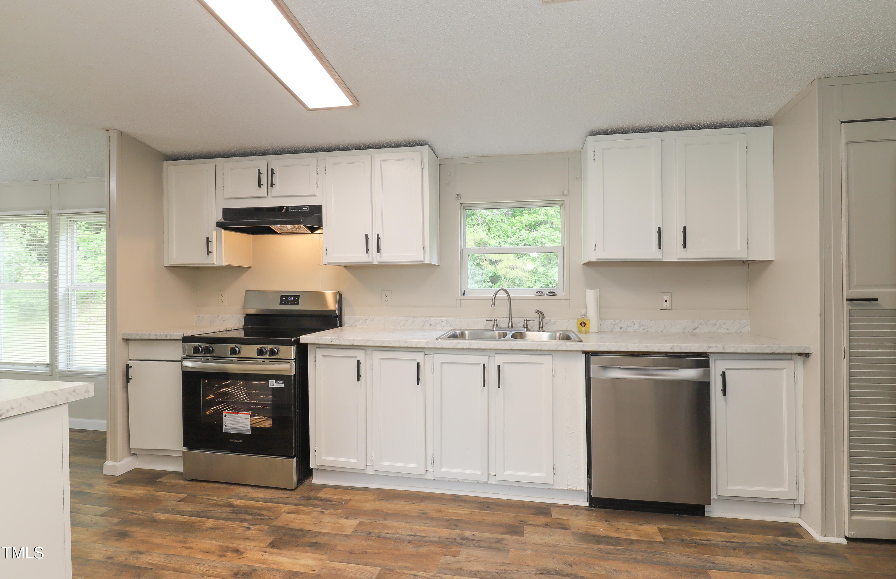 1201 Red Sunset Place Property Photo 11