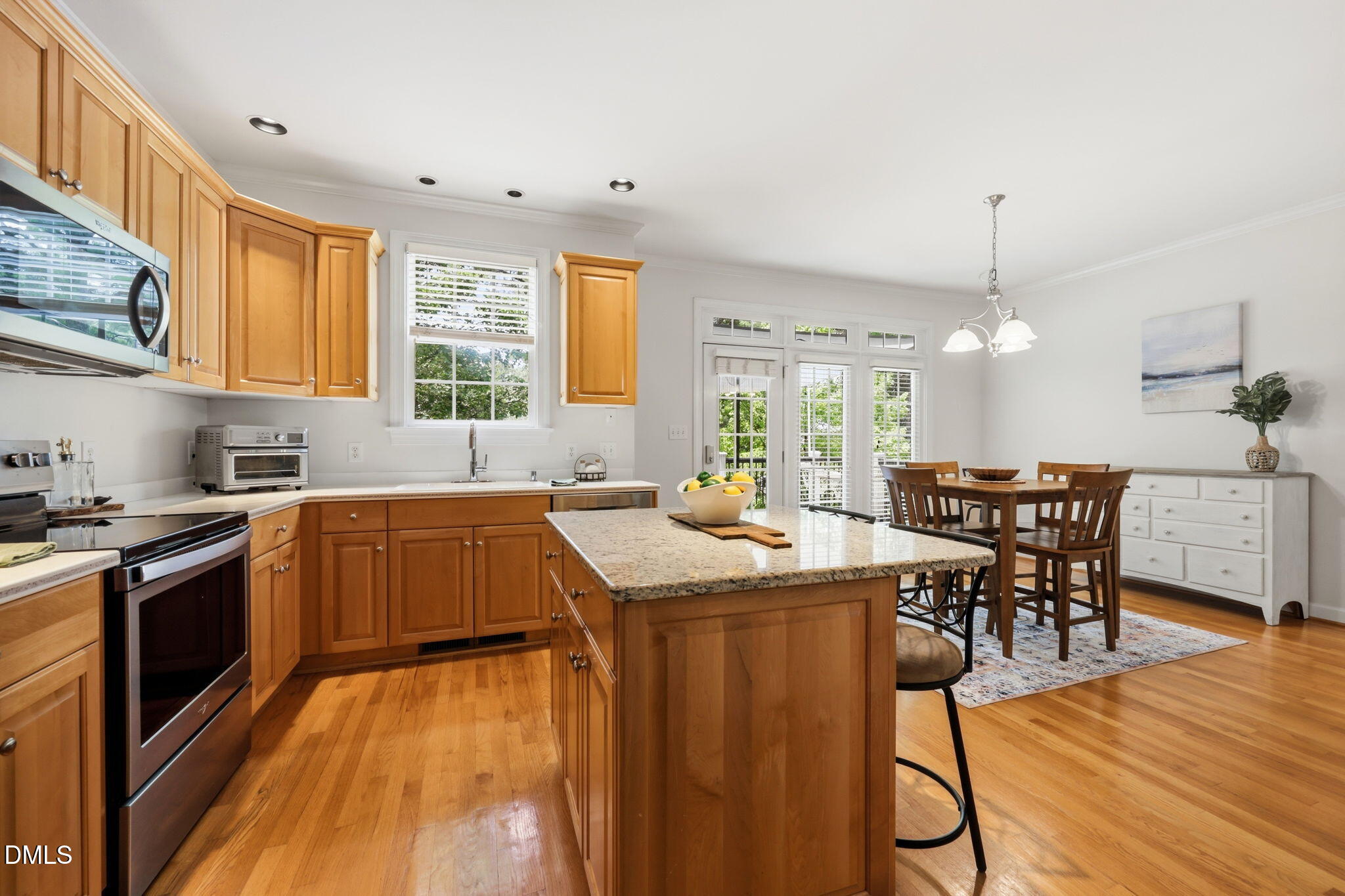 227 Kenmont Drive Property Photo 12
