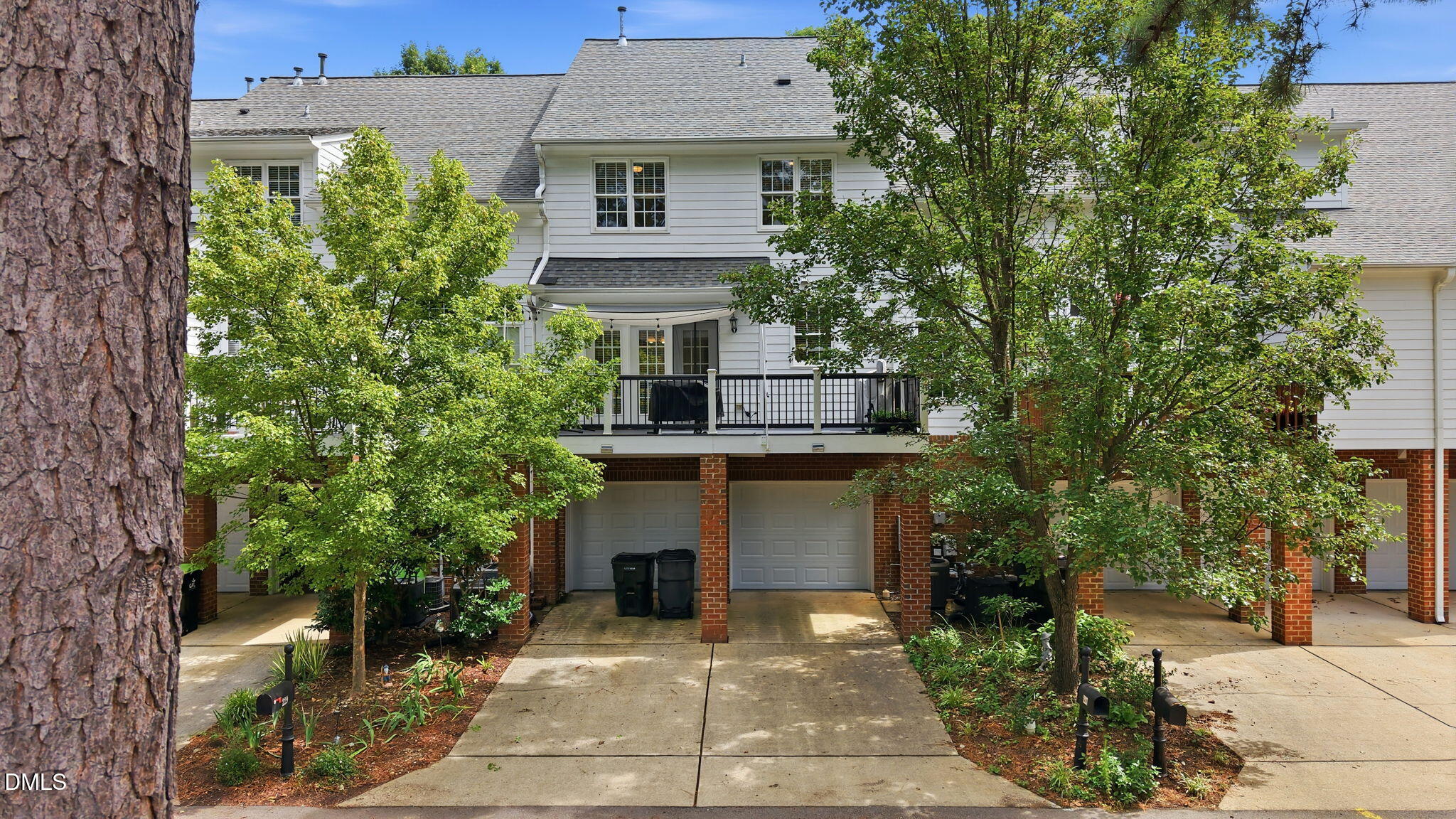 227 Kenmont Drive Property Photo 32