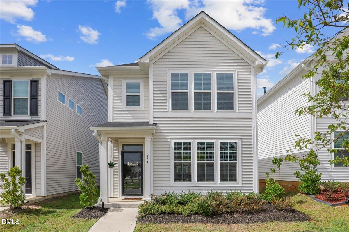 234 Pansy Park Property Photo 1