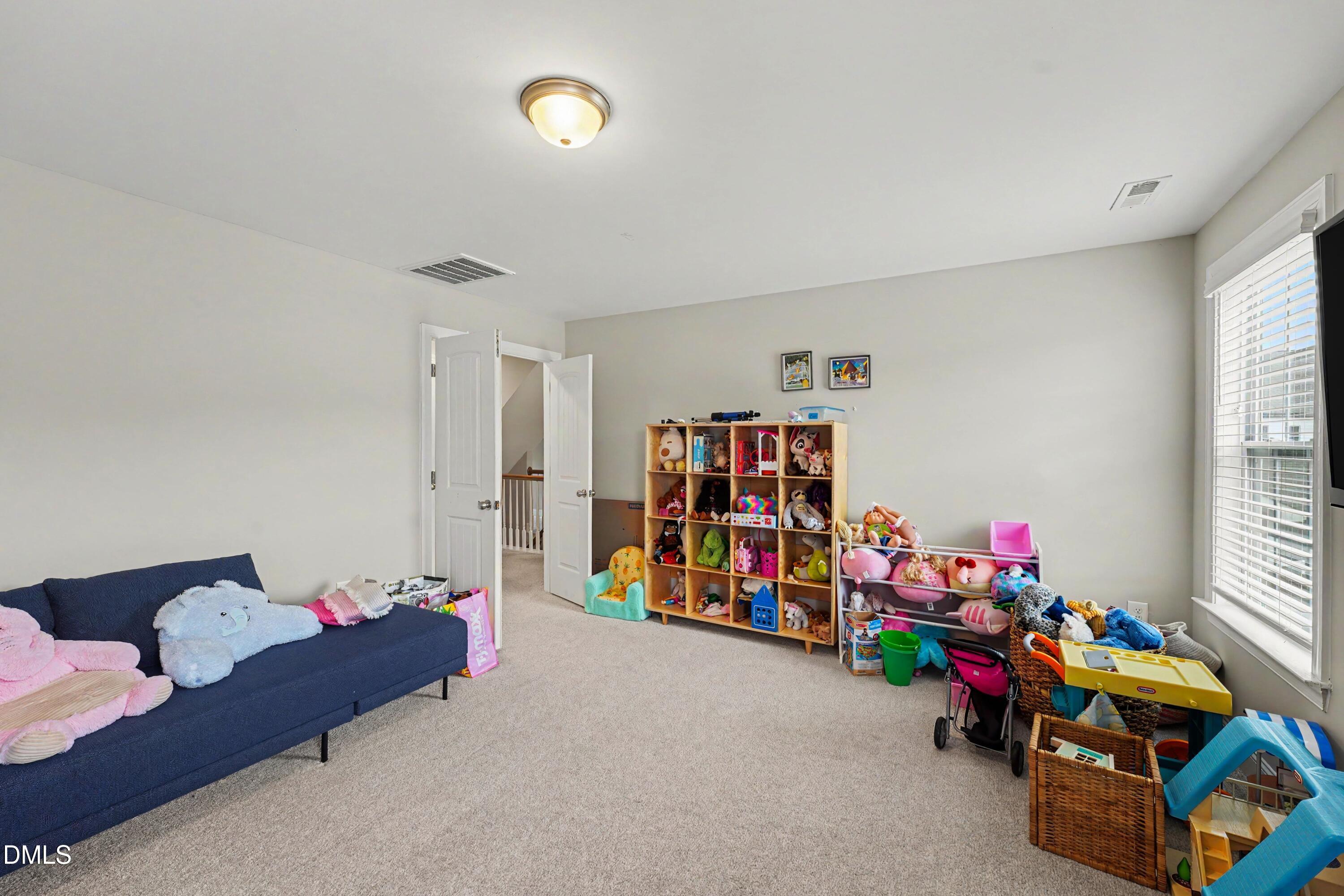 624 Midnight Moon Drive Property Photo 11