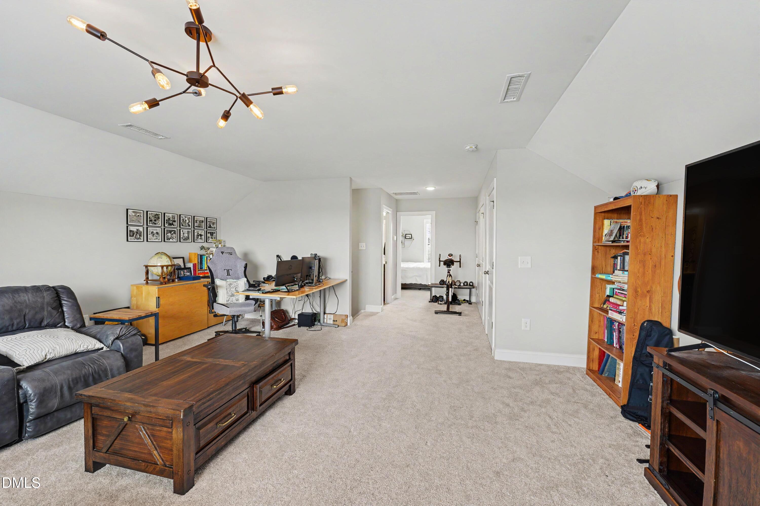624 Midnight Moon Drive Property Photo 13
