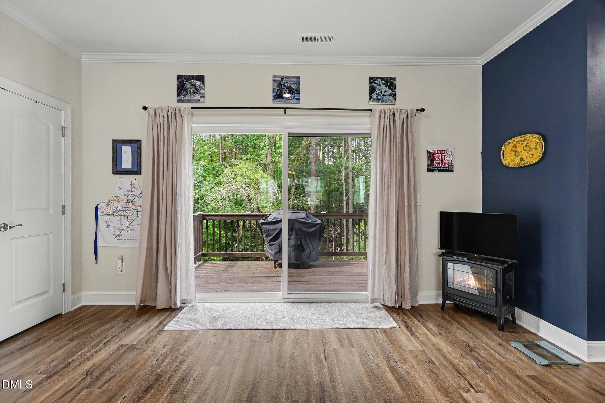 6903 Woodland Stream Place Property Photo 15
