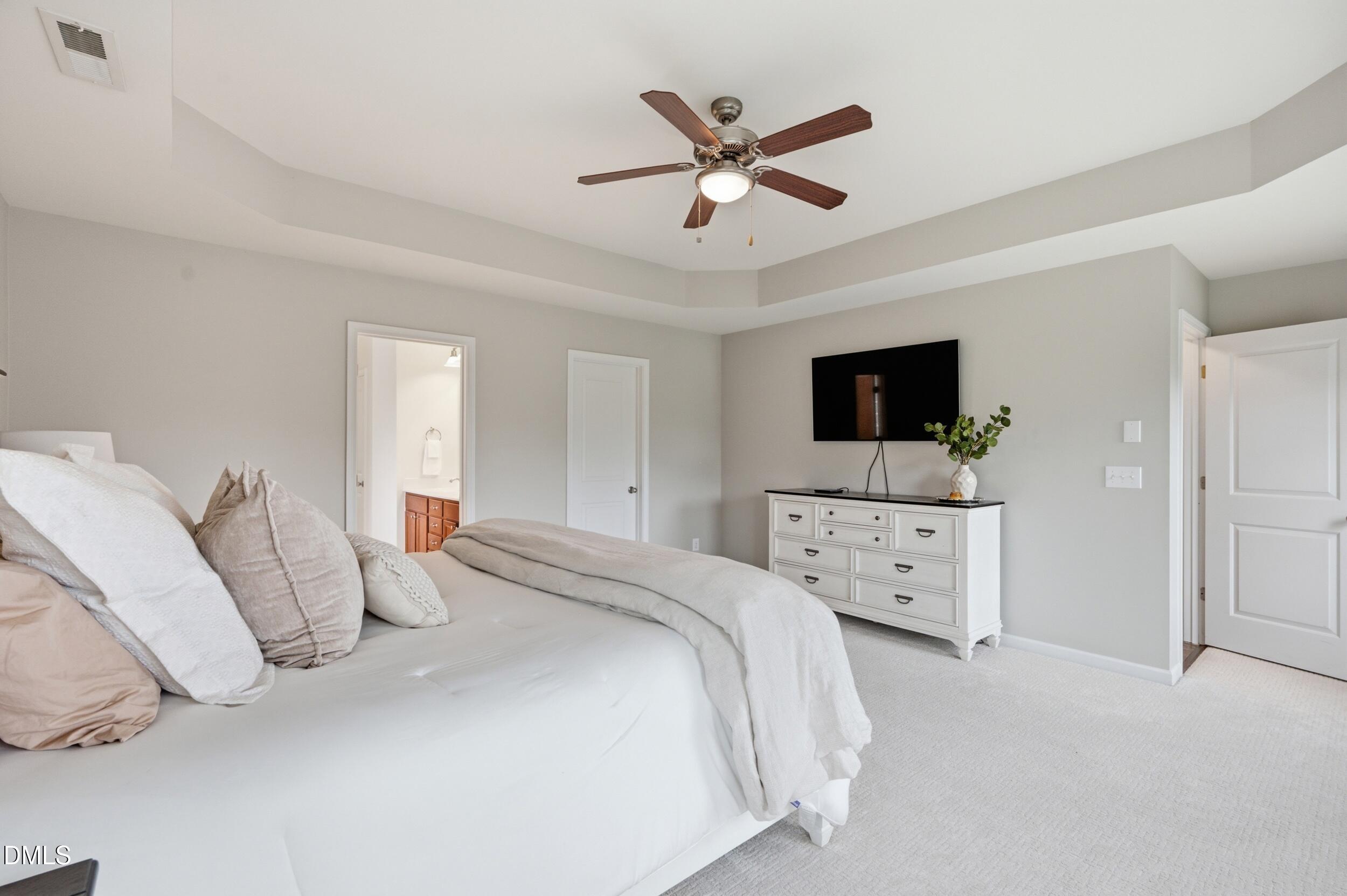 1002 Oasis Pond Lane Property Photo 18