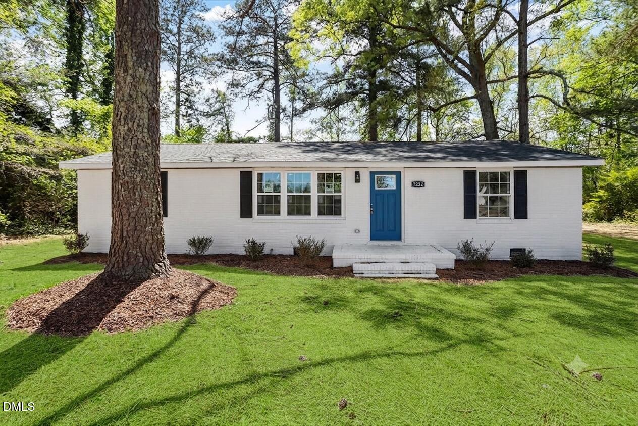 7222 Thorne Farm Road Property Photo 1