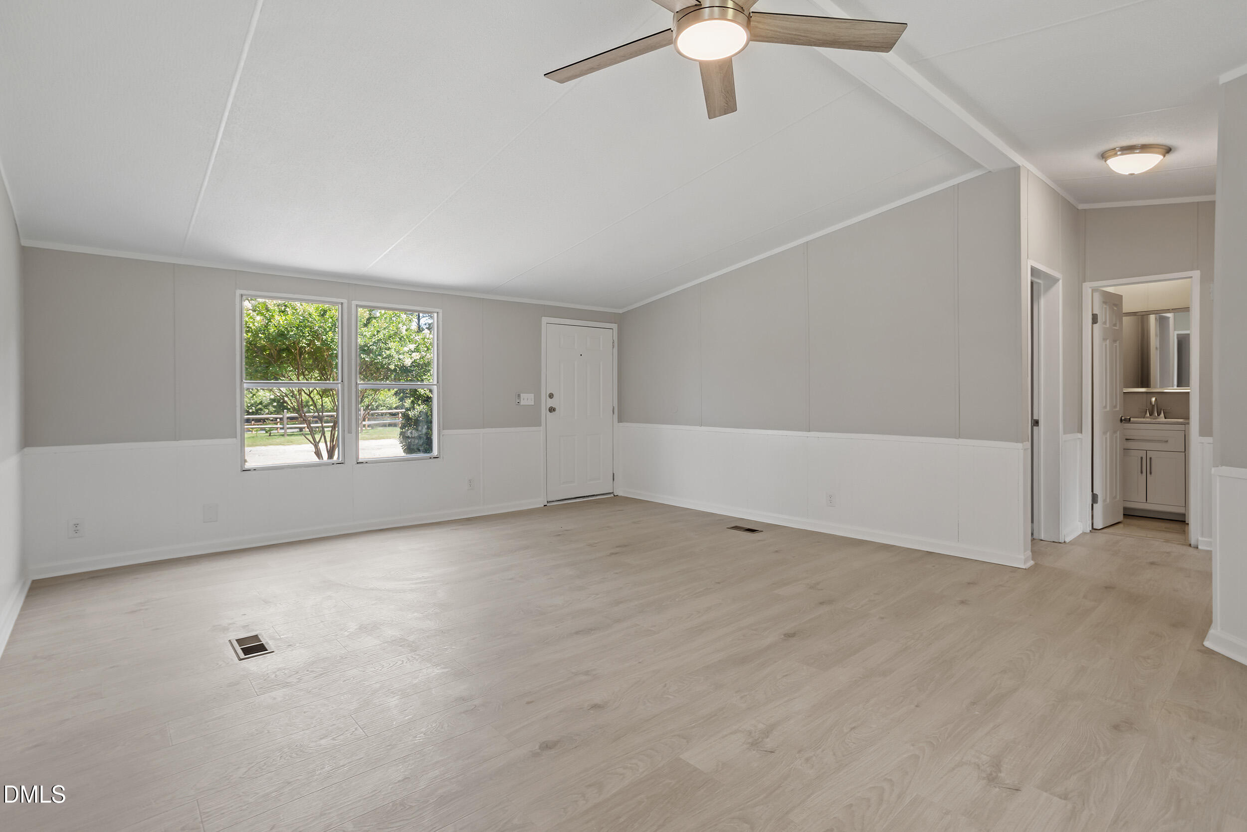 45 J E Rogers Drive Property Photo 7