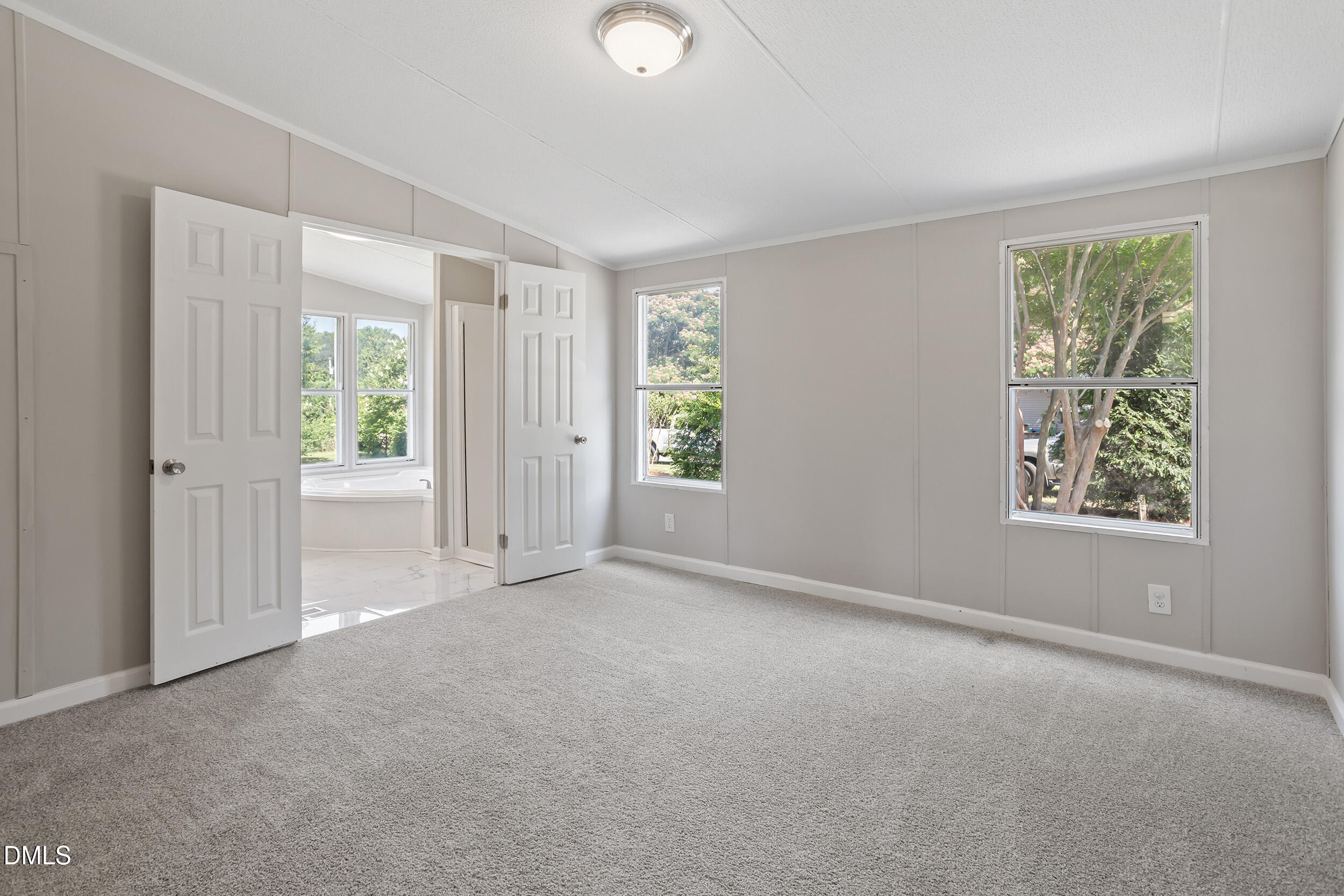 45 J E Rogers Drive Property Photo 10