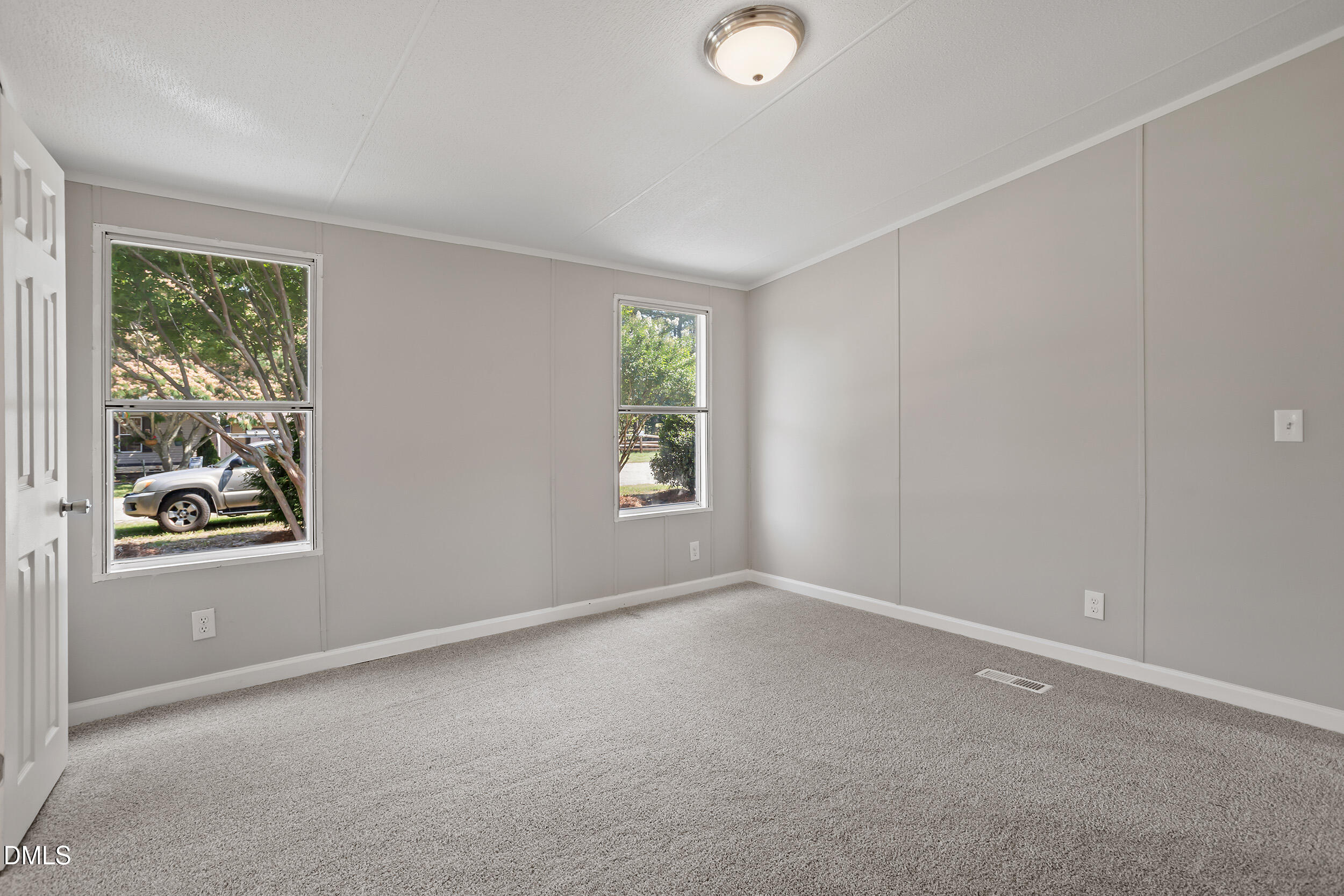 45 J E Rogers Drive Property Photo 11