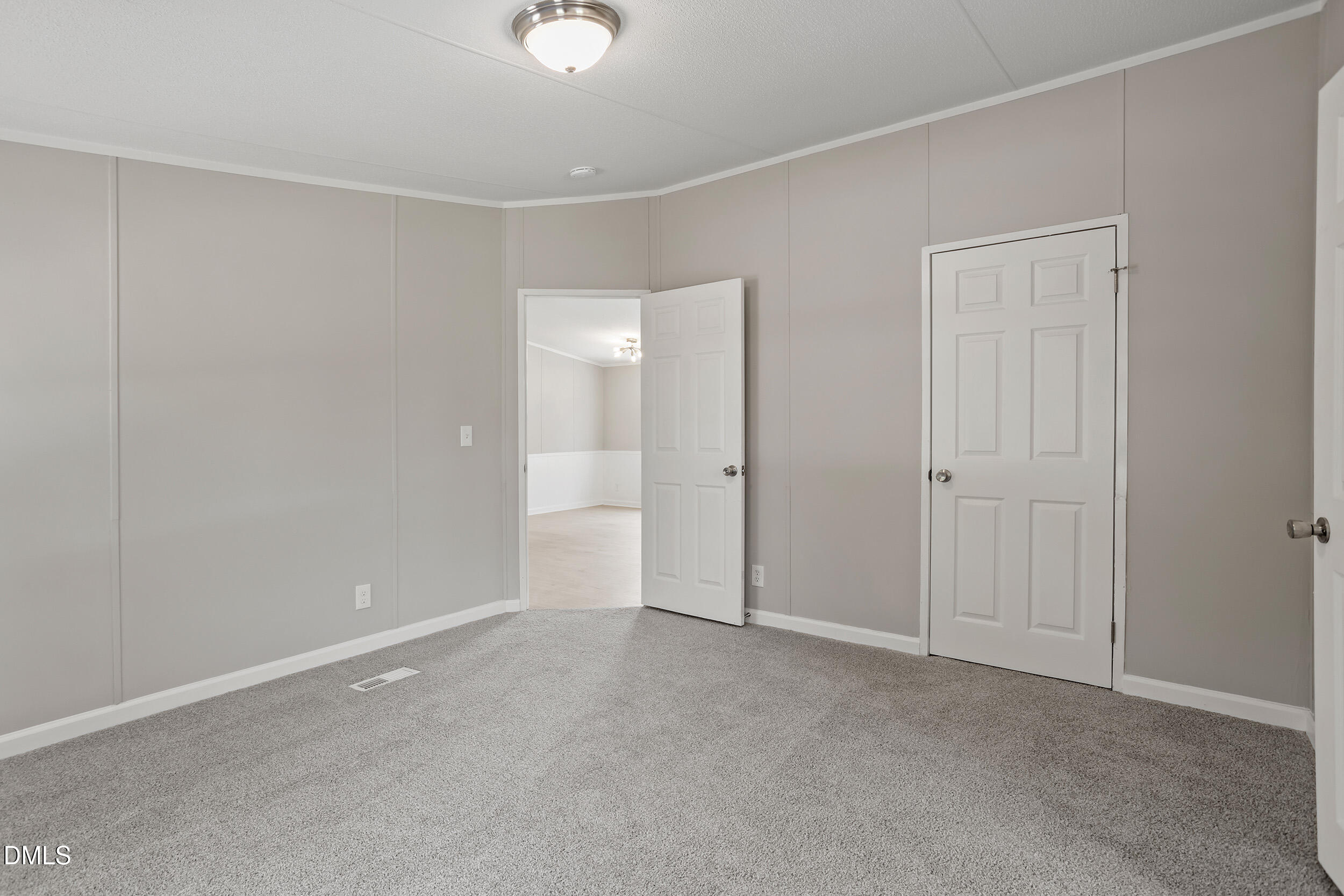 45 J E Rogers Drive Property Photo 12
