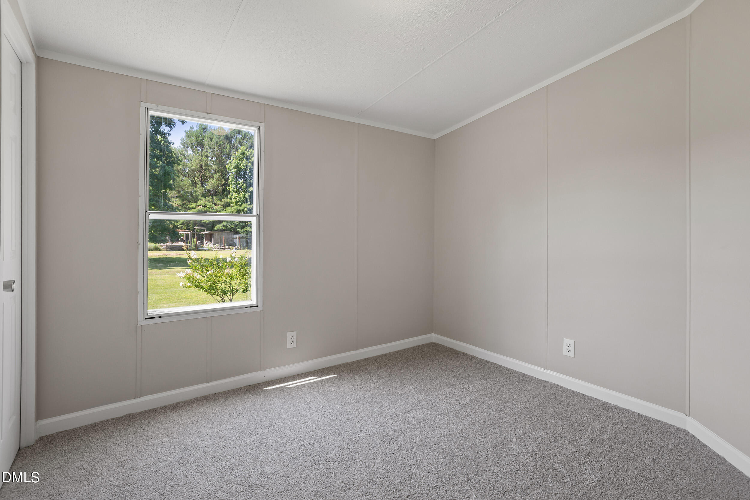 45 J E Rogers Drive Property Photo 16
