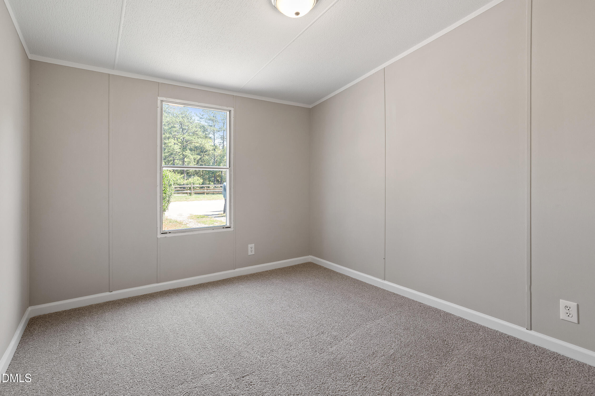 45 J E Rogers Drive Property Photo 18