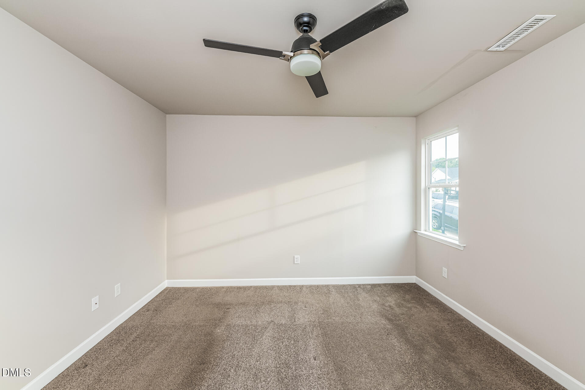 96 Mae Court Property Photo 4