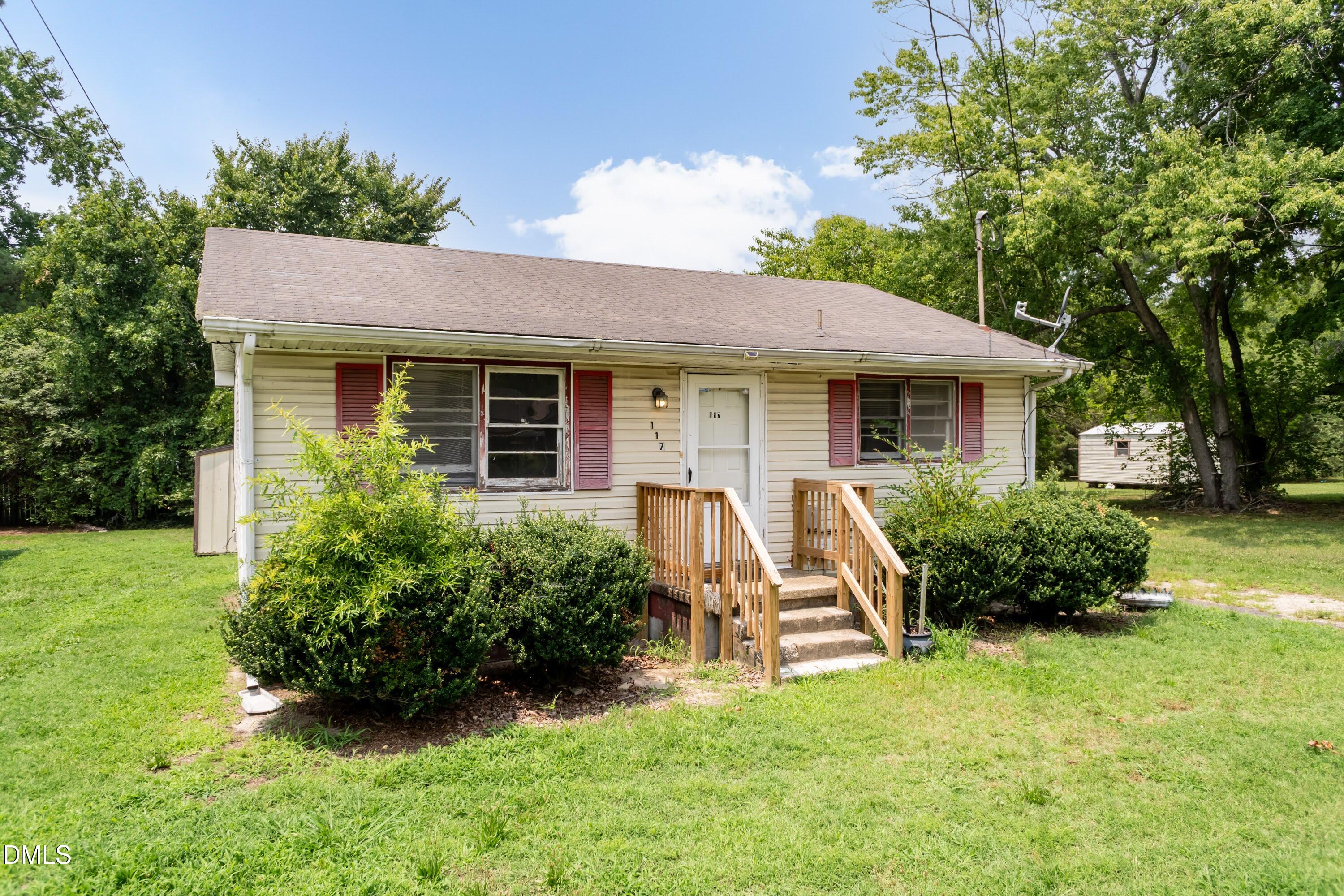 117 Warren Avenue Property Photo 1