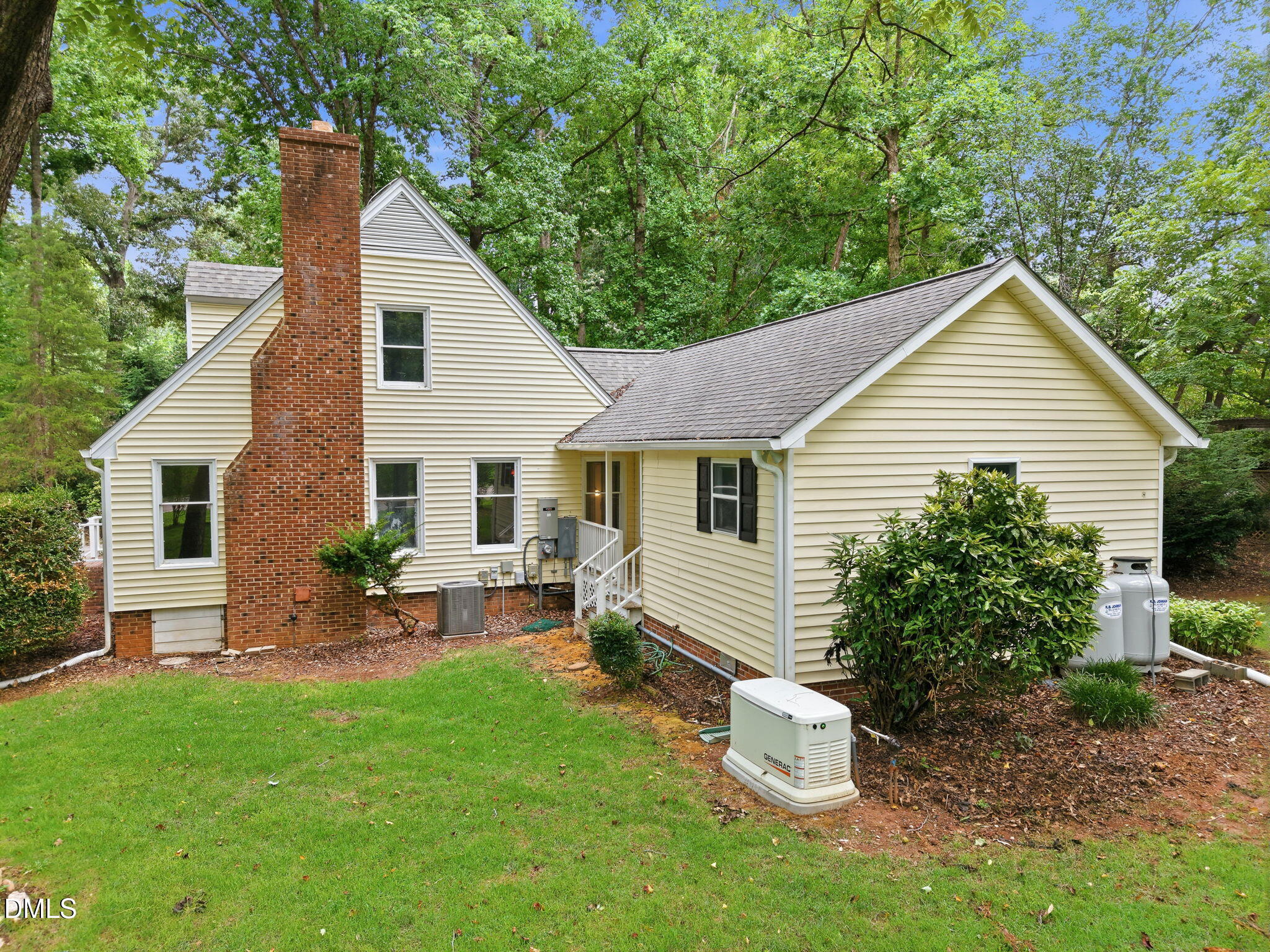 2725 Panther Drive Property Photo 4