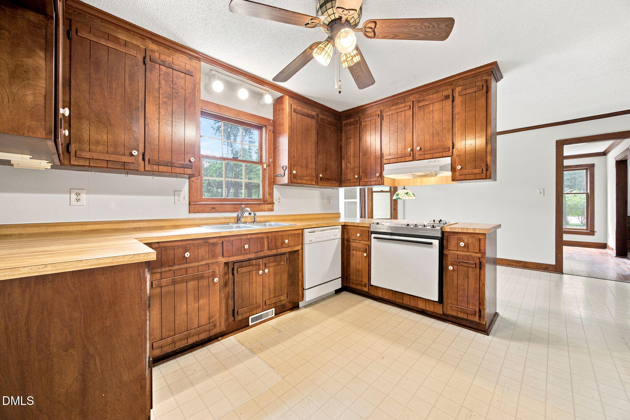 2725 Panther Drive Property Photo 12