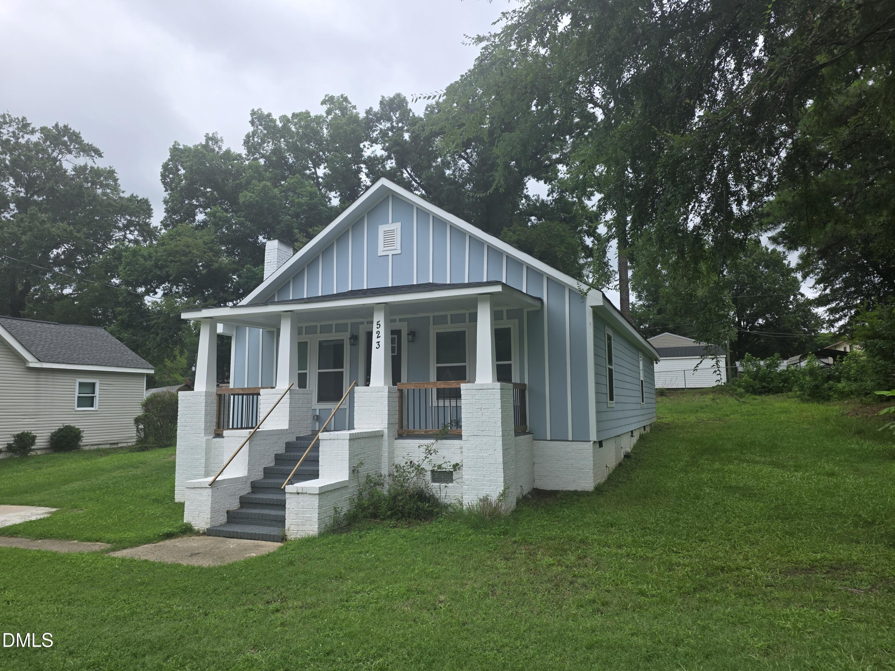 523 E Nelson Avenue Property Photo 3