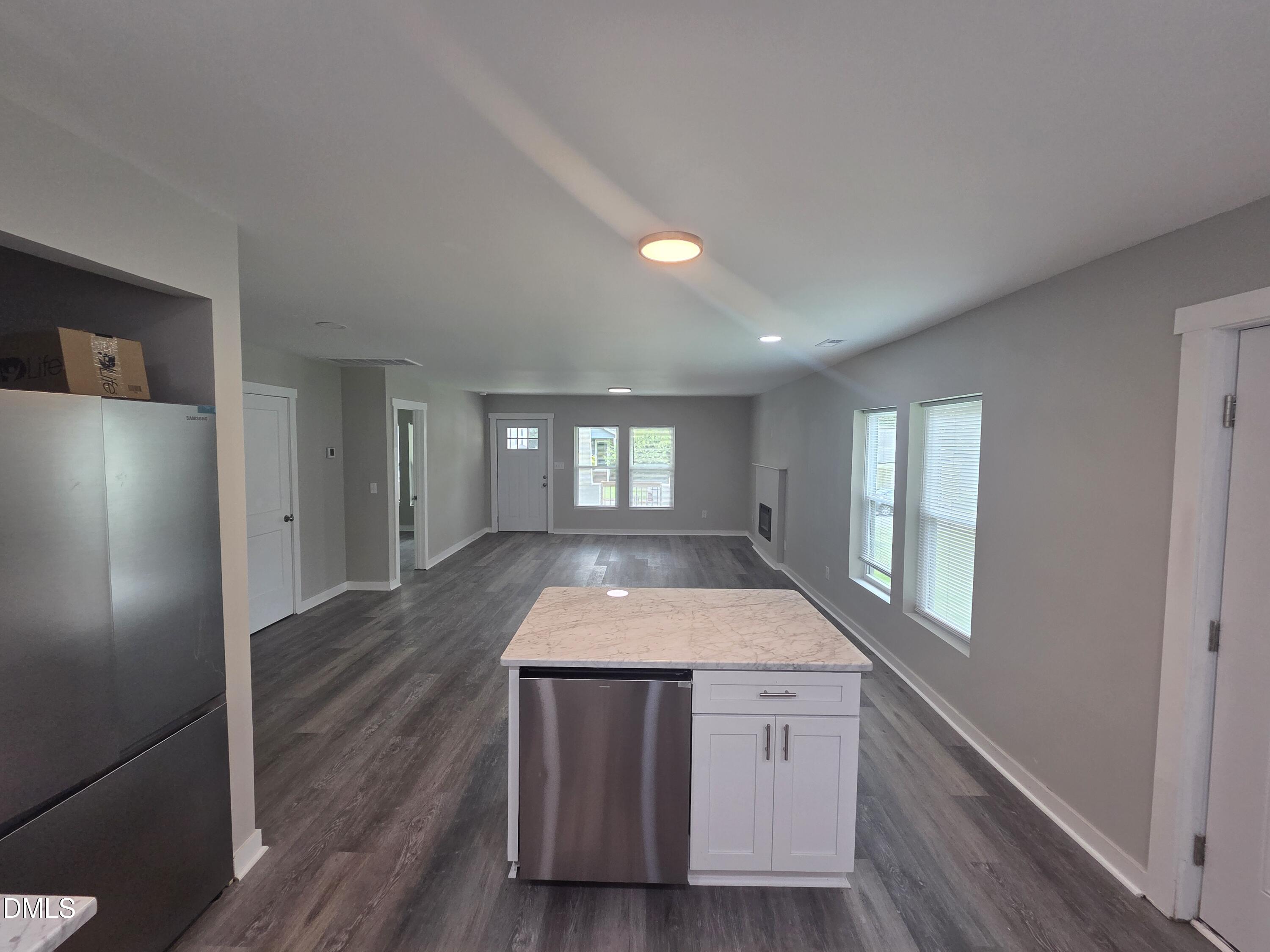 523 E Nelson Avenue Property Photo 12