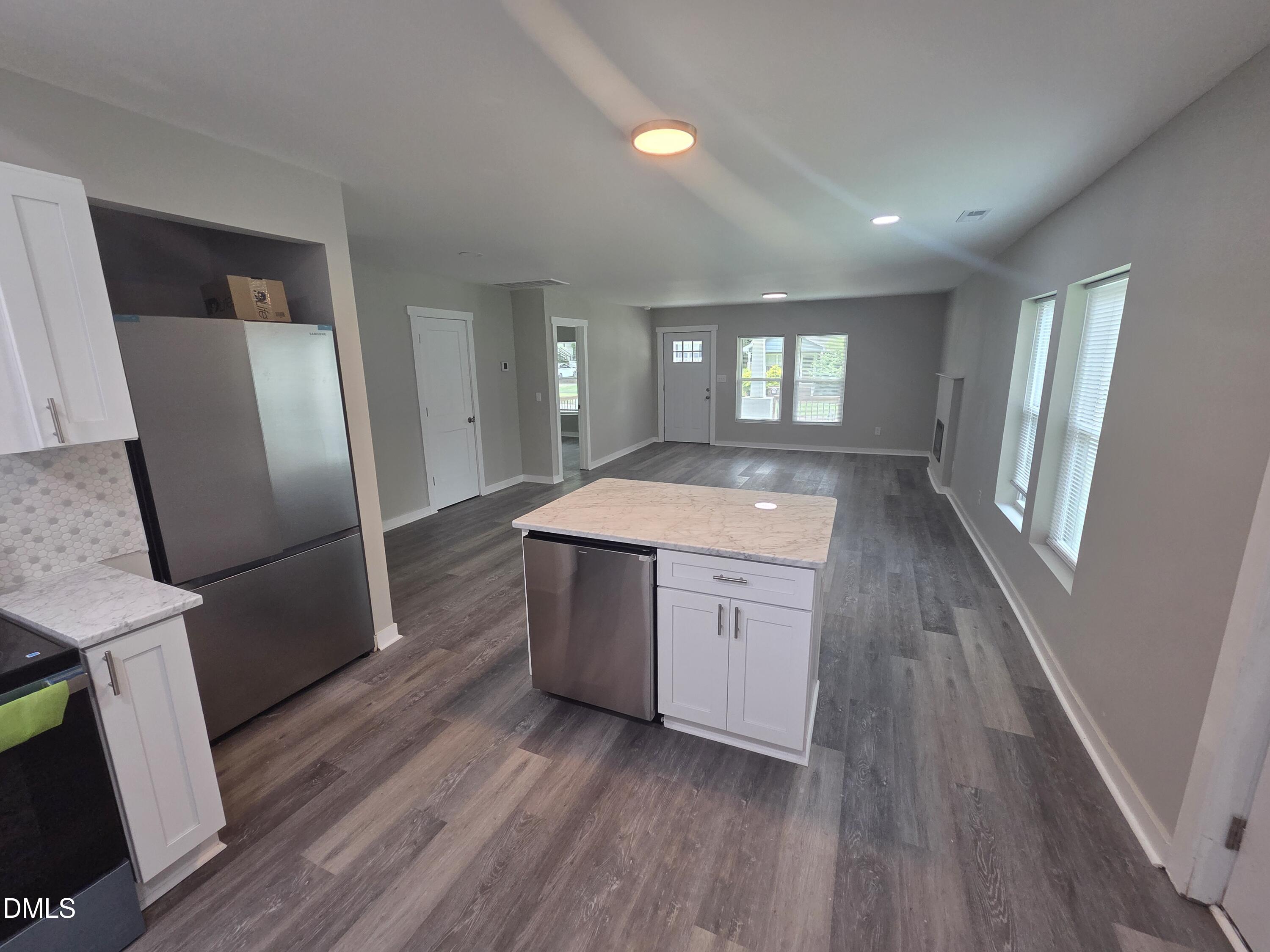 523 E Nelson Avenue Property Photo 13