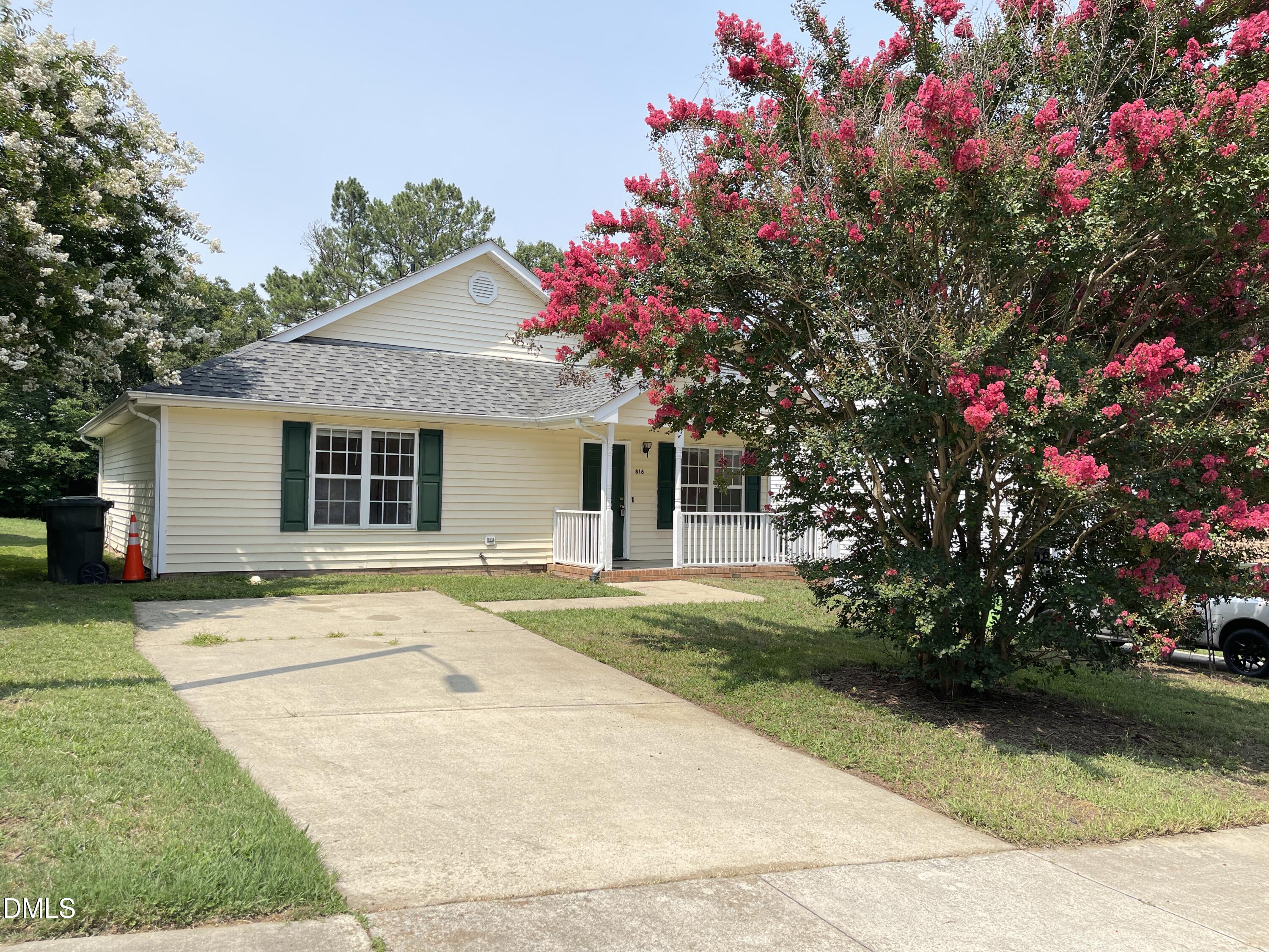 816 Elkhart Drive Property Photo 1