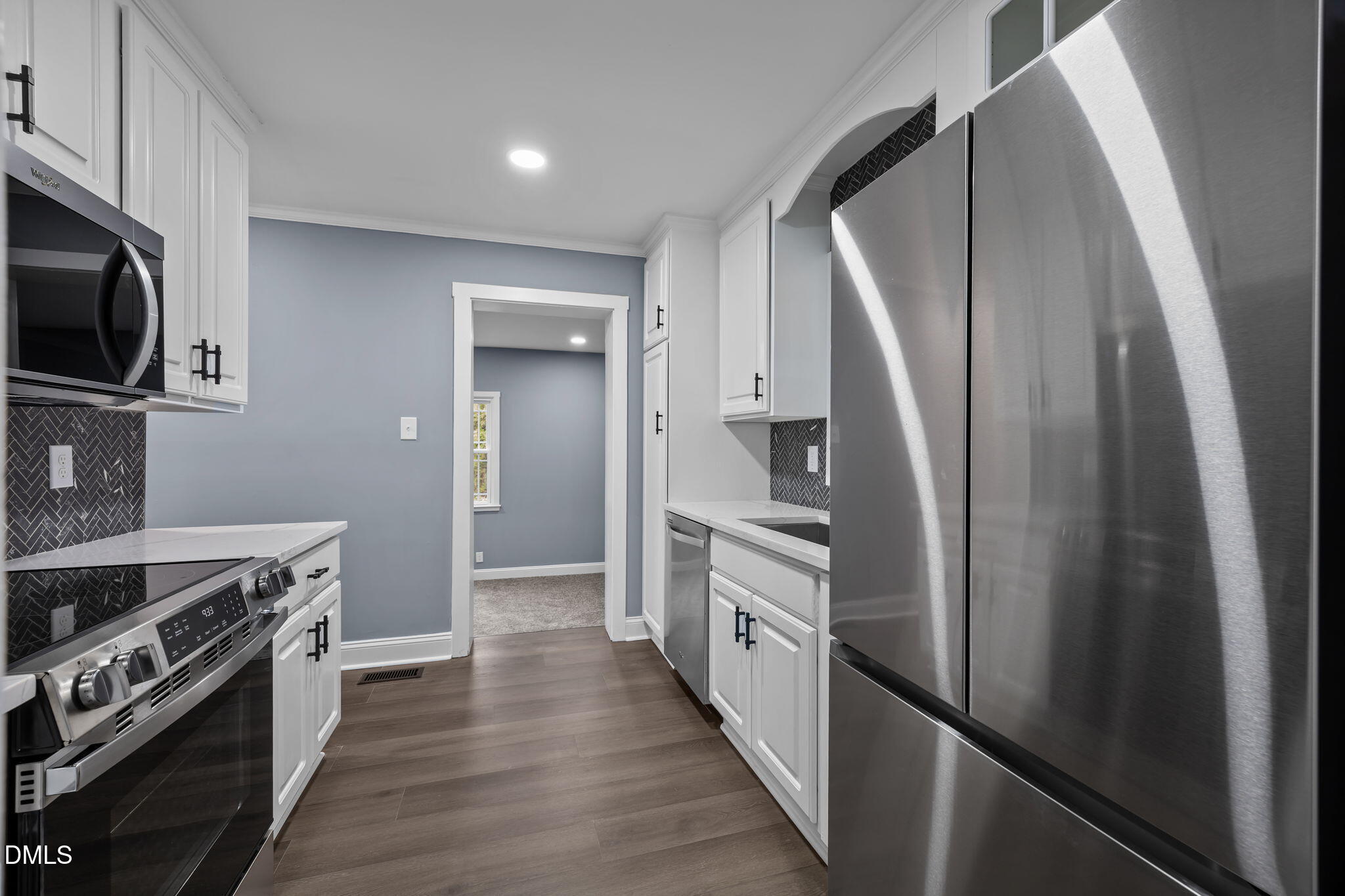 3000 Brentwood Road Property Photo 12