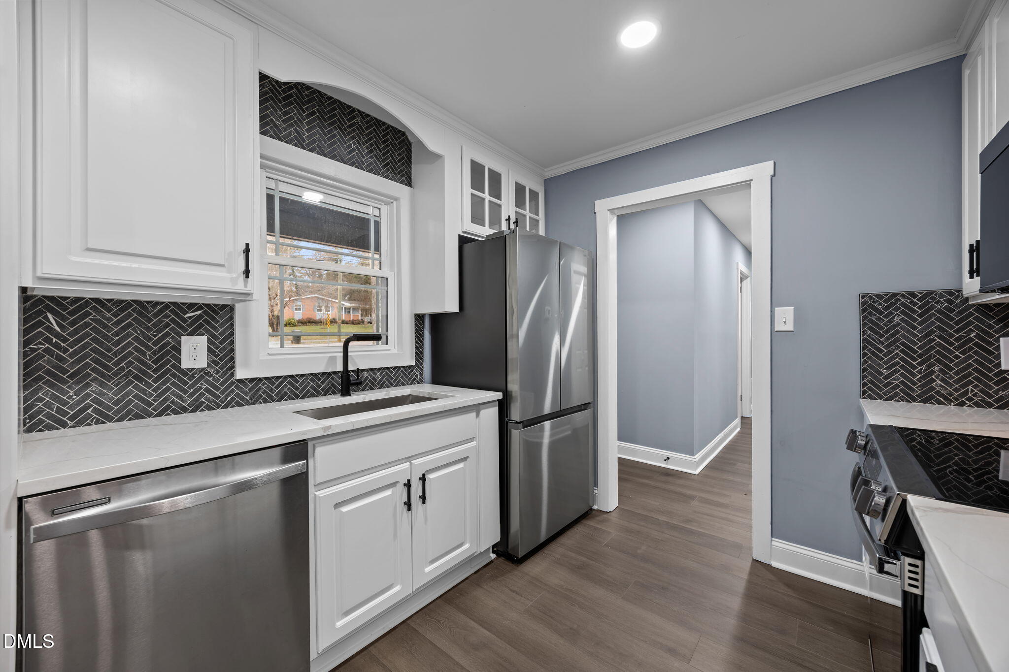 3000 Brentwood Road Property Photo 16