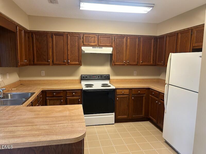 4317 Hunters Club Drive Property Photo 9