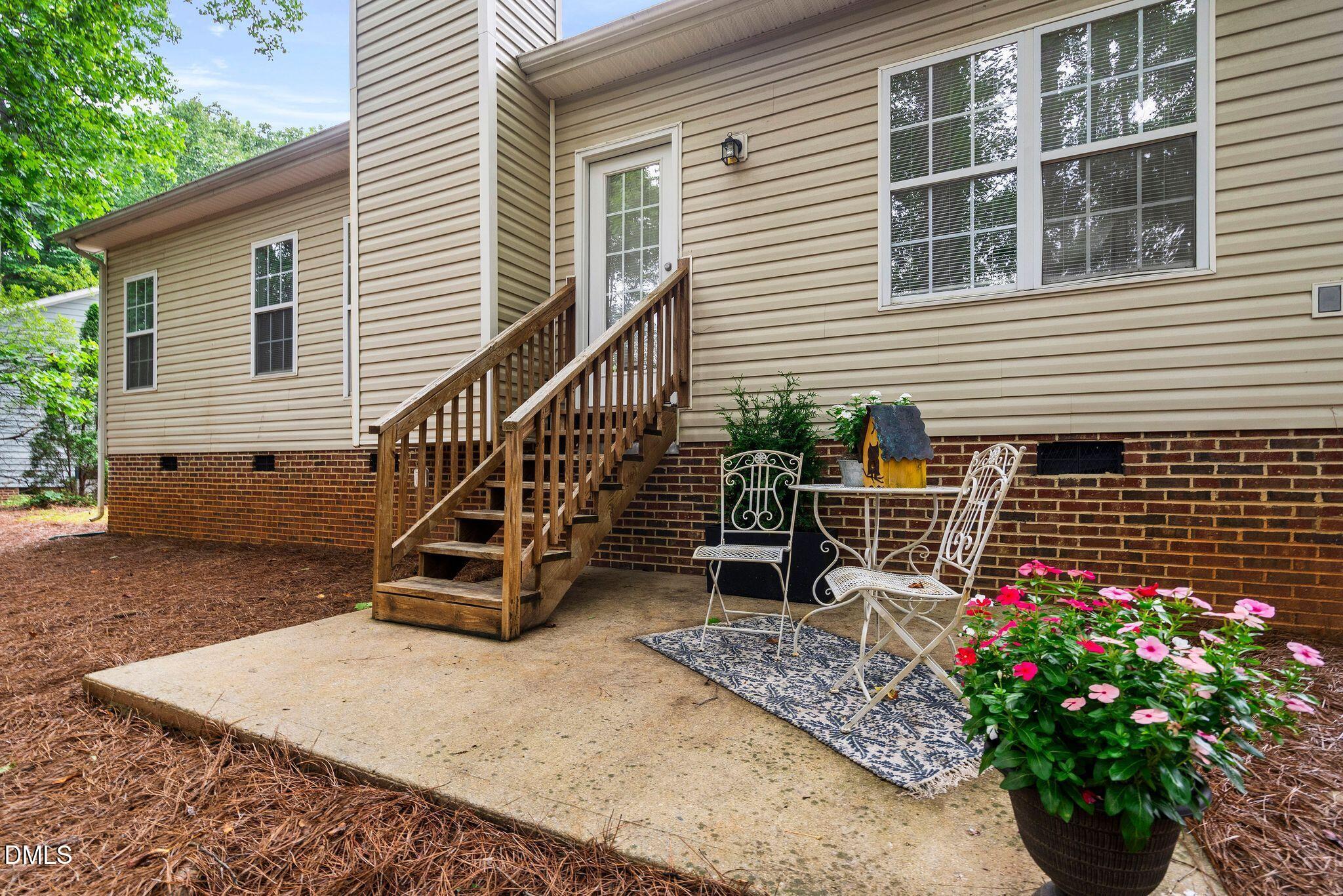 1209 Waterford Green Drive Property Photo 24