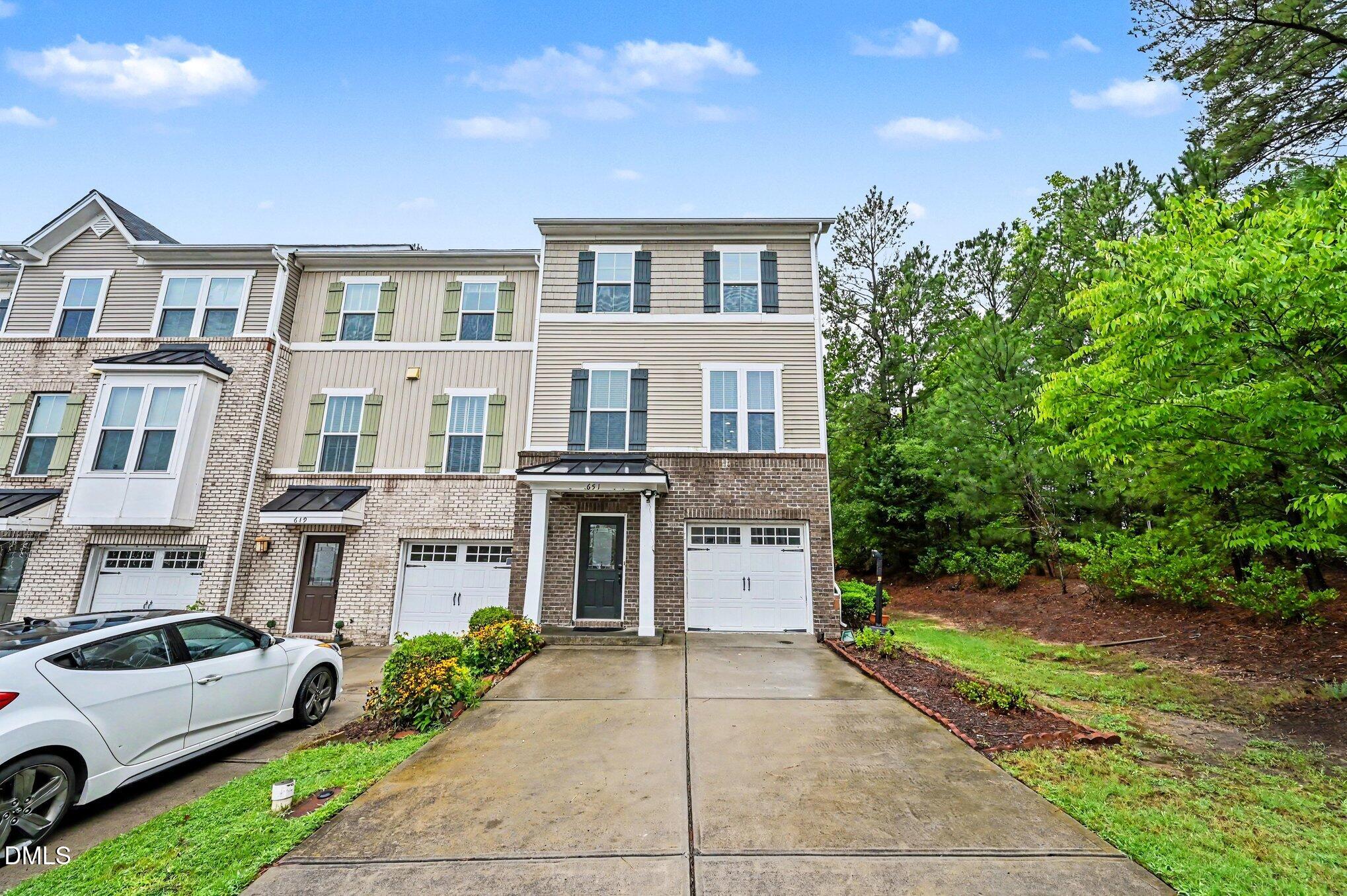 651 Berry Chase Way Property Photo 1