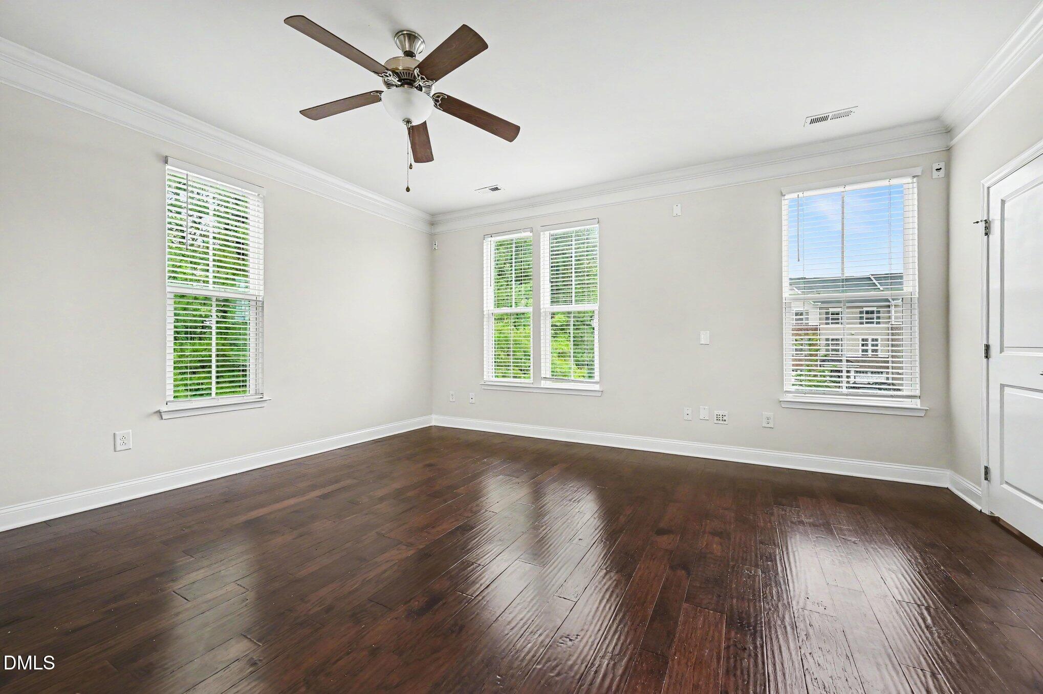 651 Berry Chase Way Property Photo 9