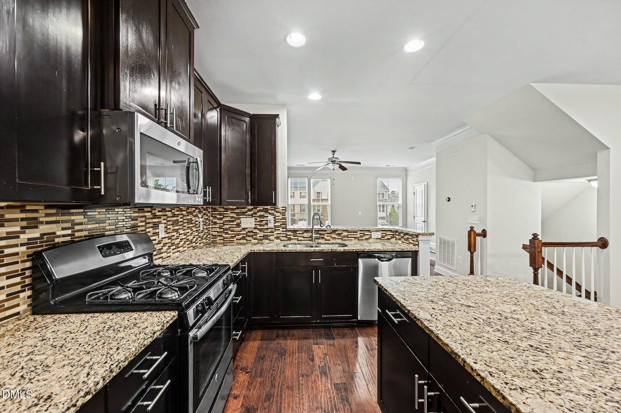 651 Berry Chase Way Property Photo 12