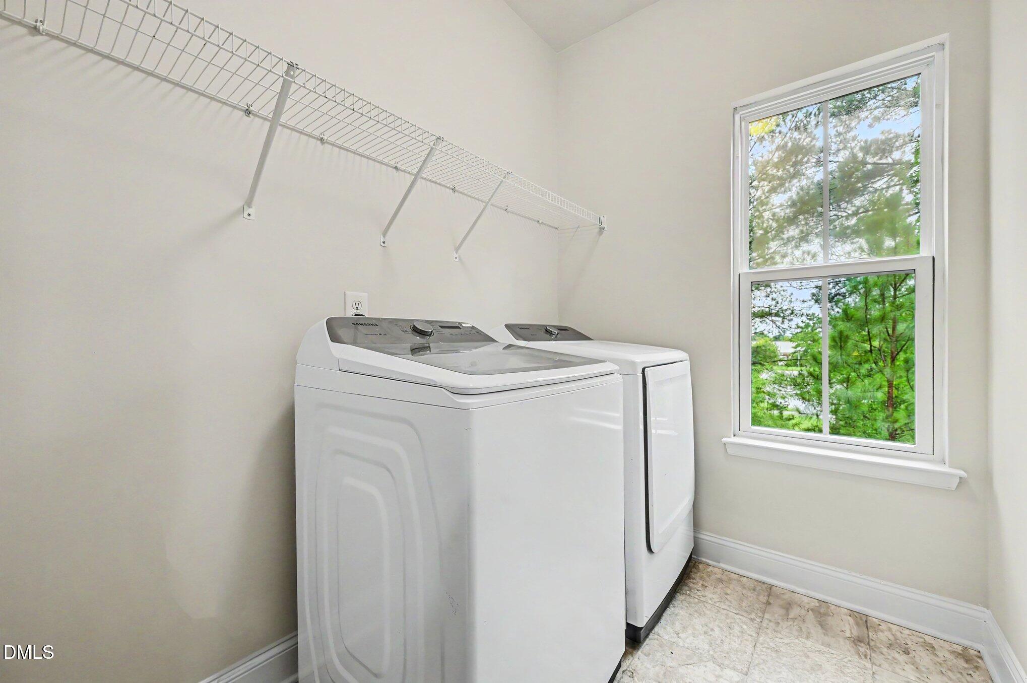 651 Berry Chase Way Property Photo 15