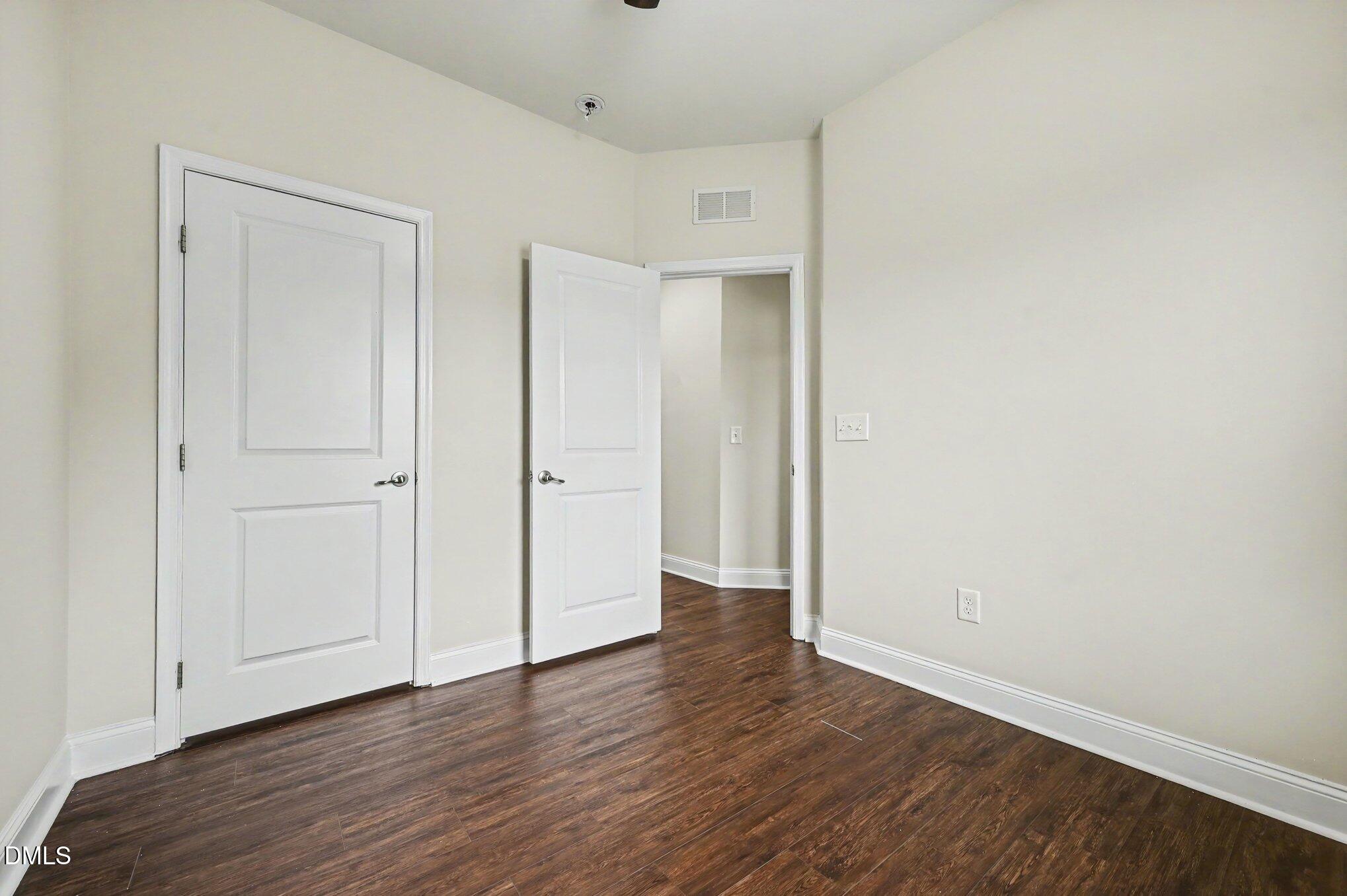 651 Berry Chase Way Property Photo 20
