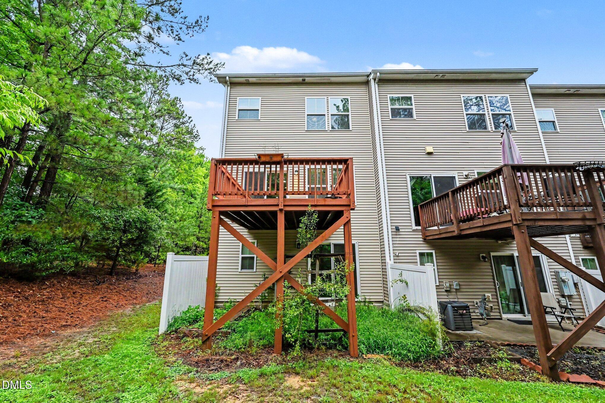 651 Berry Chase Way Property Photo 29