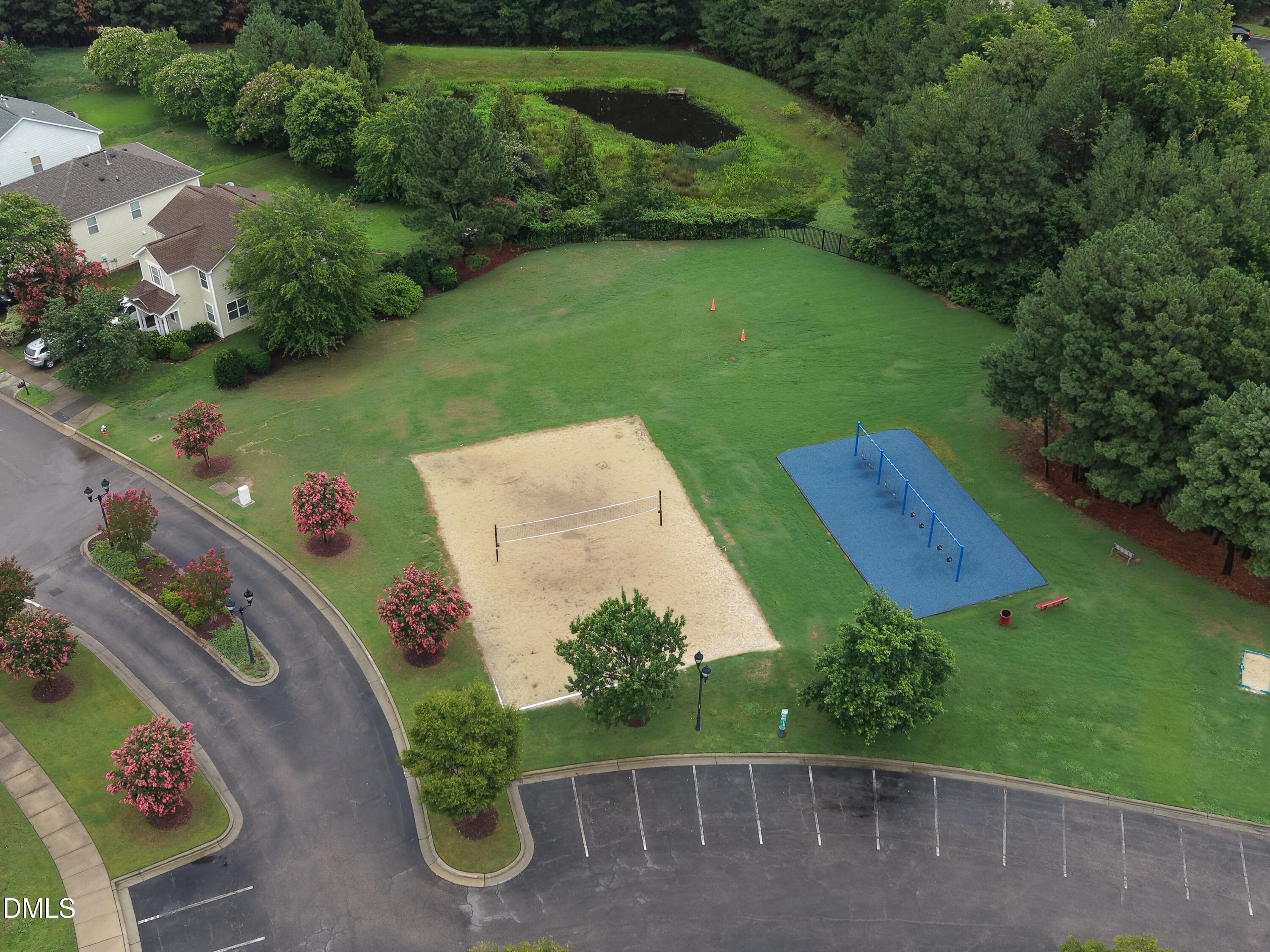 651 Berry Chase Way Property Photo 35
