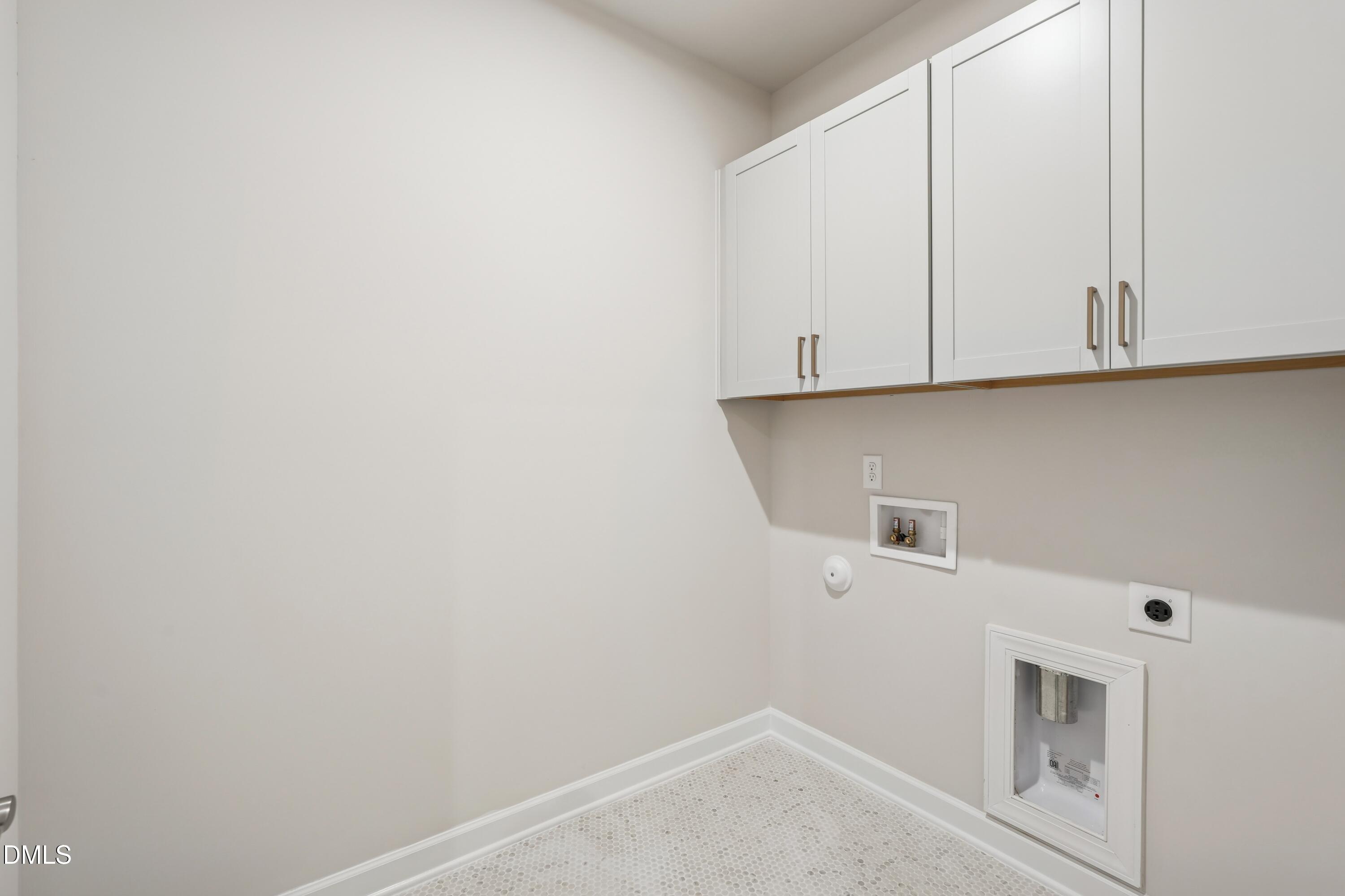 408 Kipling Lane Property Photo 11