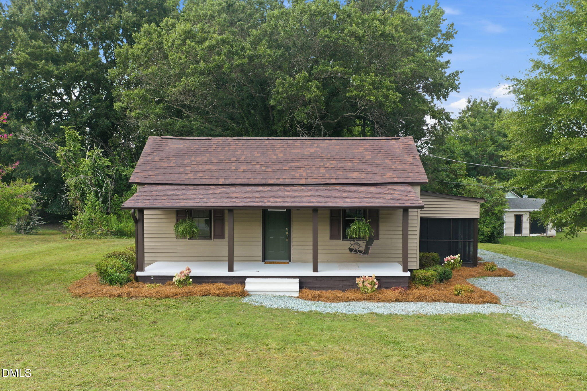1109 E Joyner Street Property Photo 1