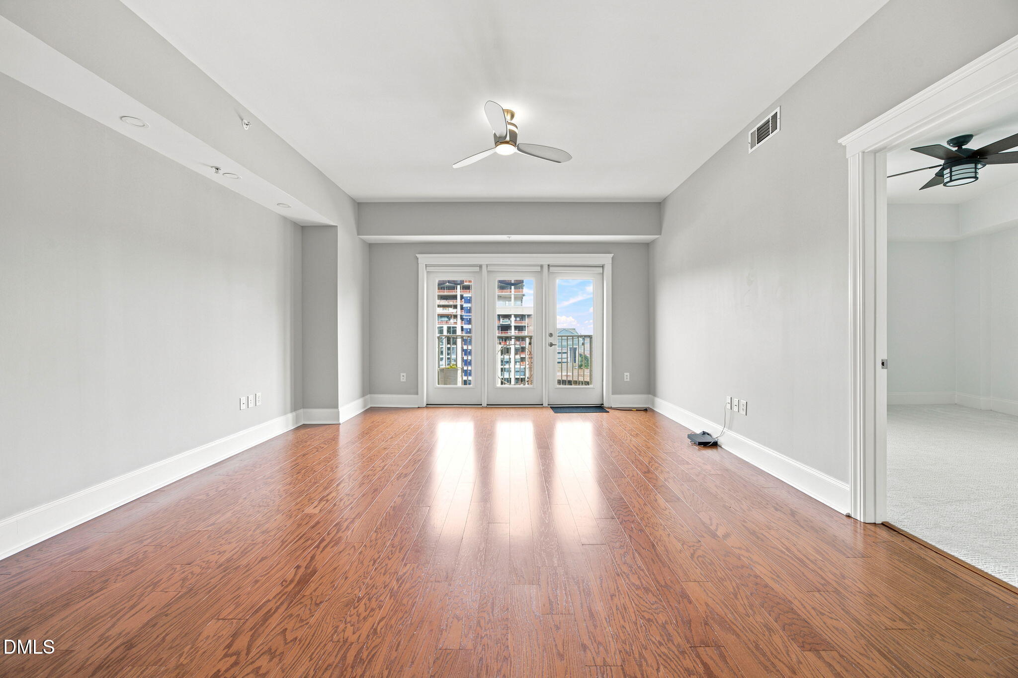 222 Glenwood Avenue 501 Property Photo 4