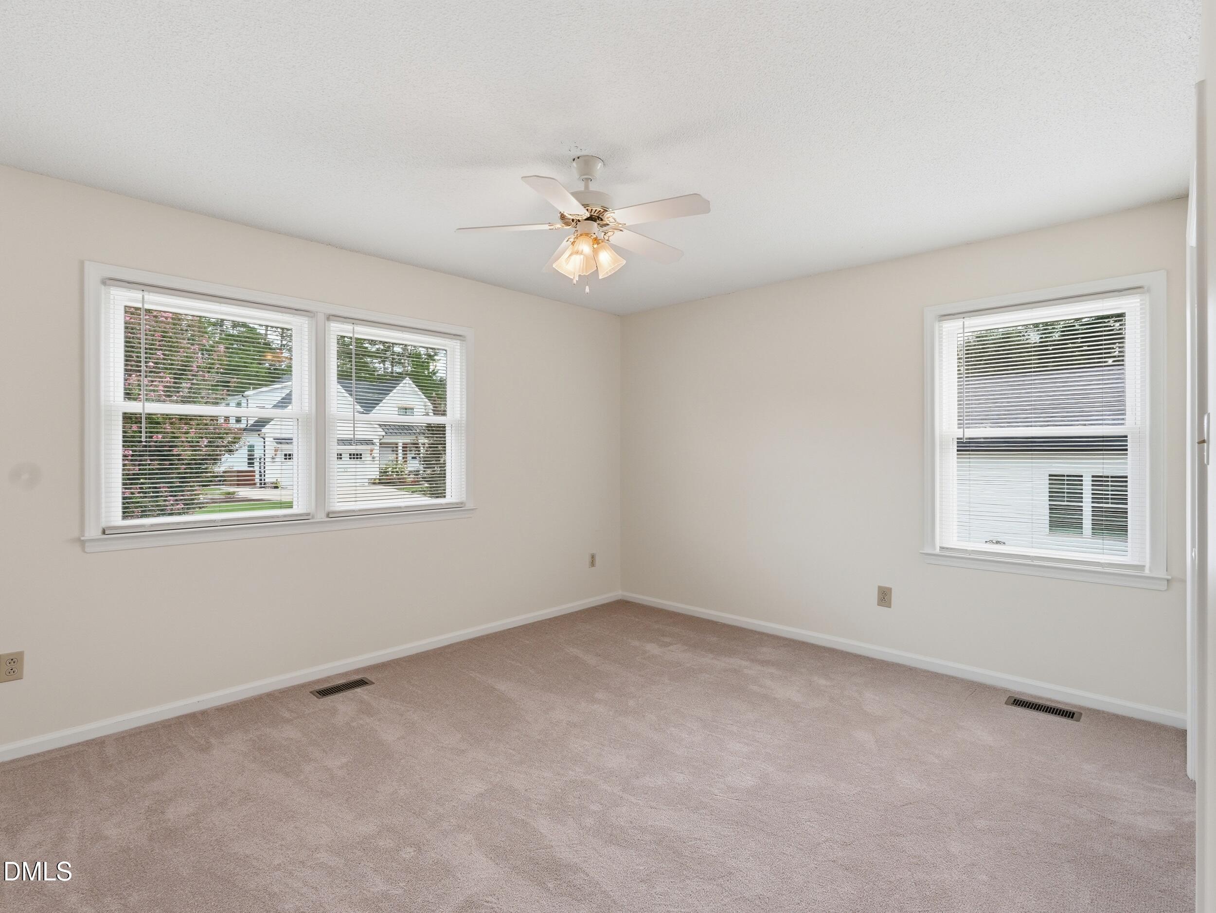 318 Crescent Drive Property Photo 19