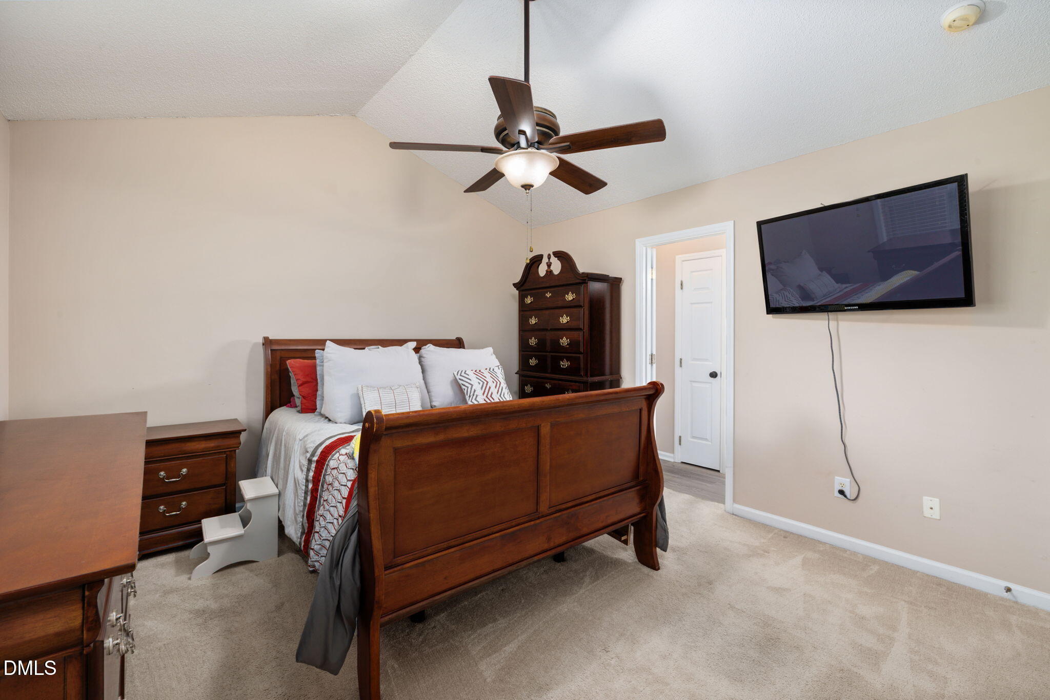 5351 Sahalee Way Property Photo 16