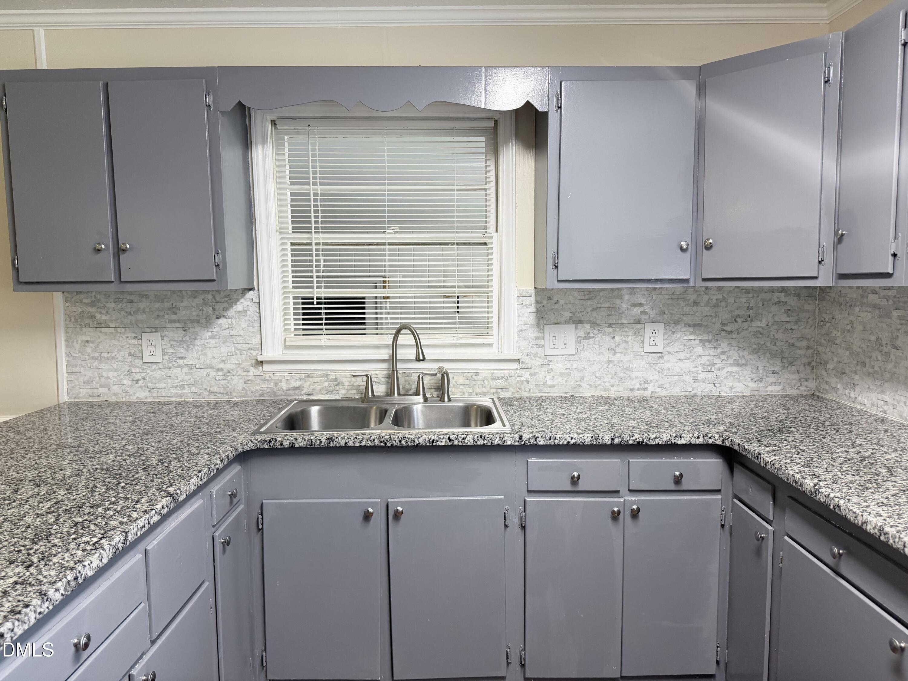 408 Rutherford Street Property Photo 8